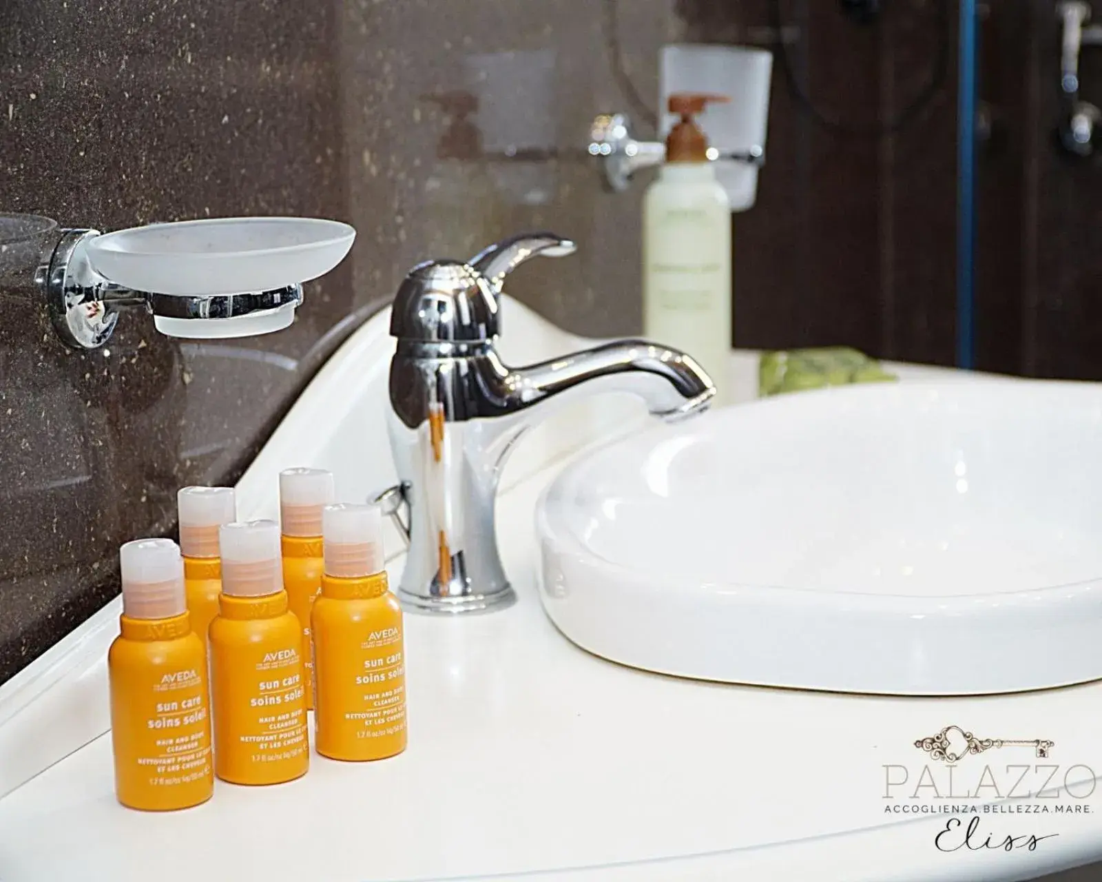 Large Double Room in Palazzo Eliss Large Double Room in Palazzo Eliss