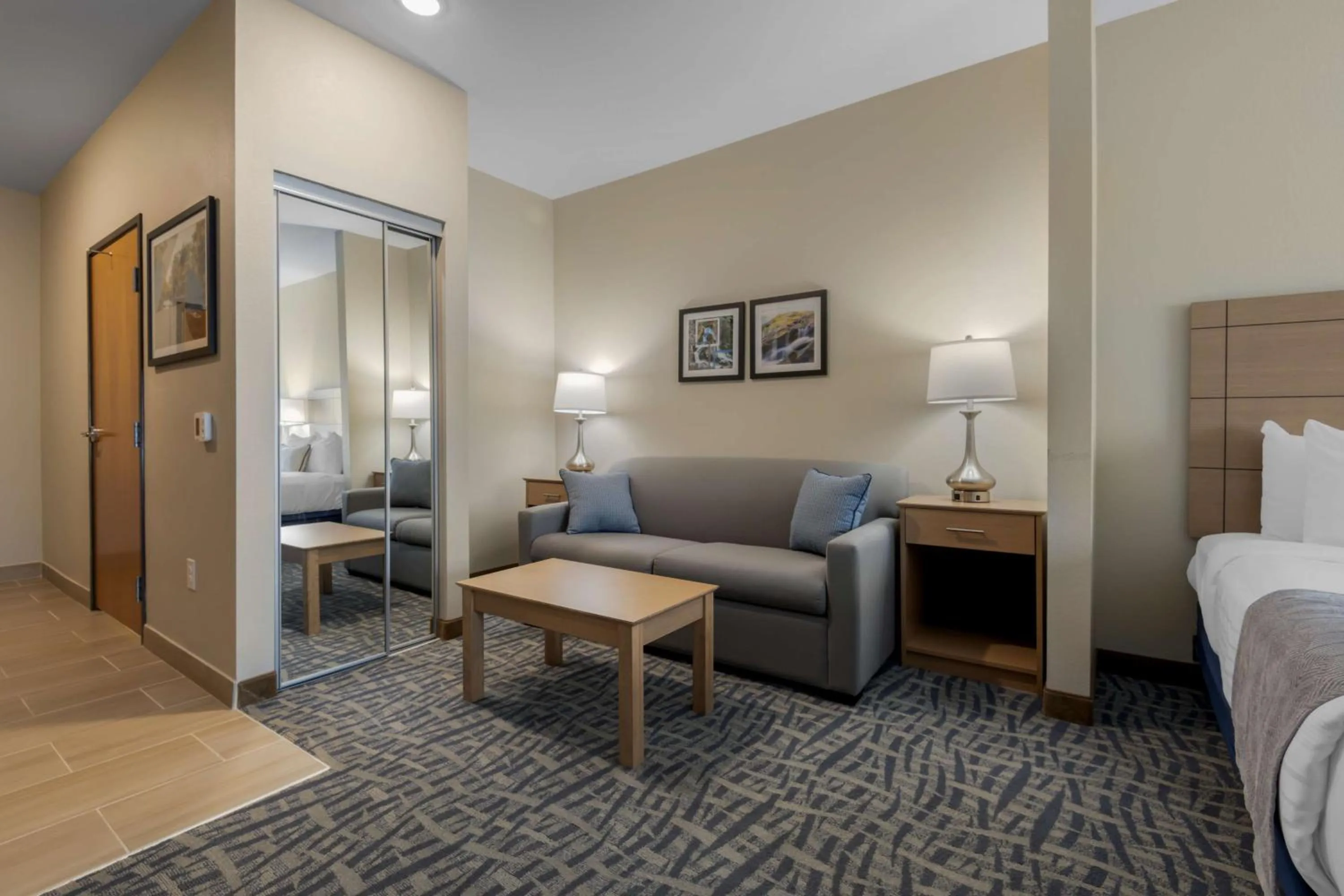 Bedroom, Bed in Best Western Plus Rumford Falls