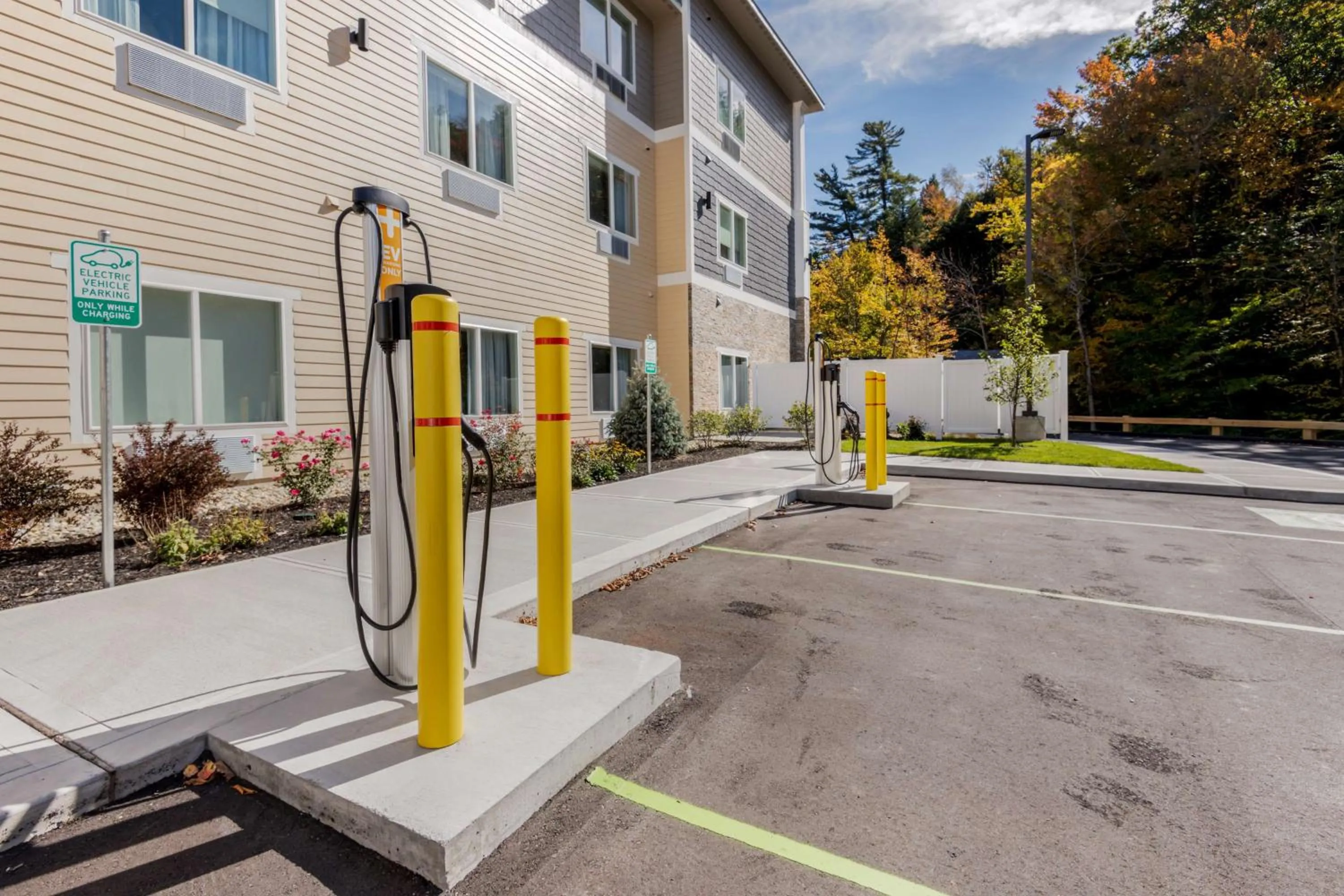 Property building in Best Western Plus Rumford Falls