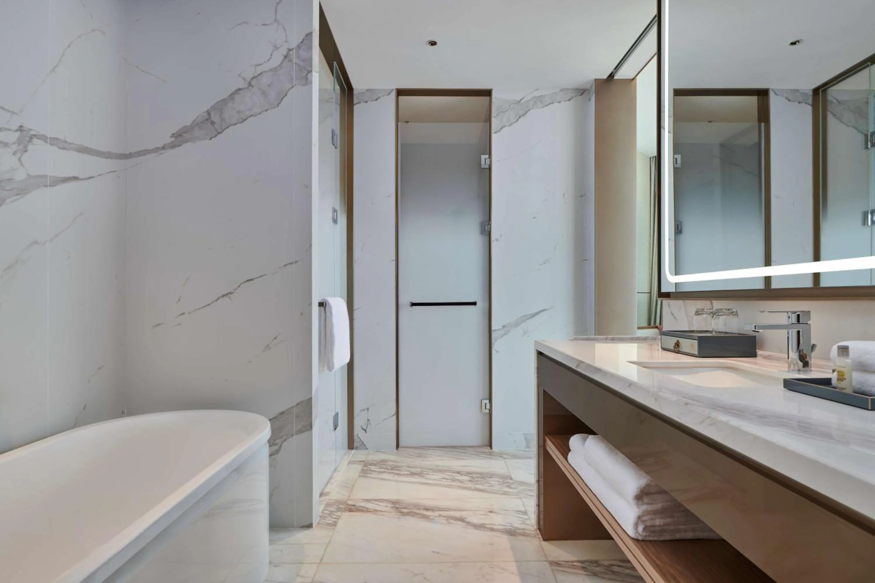 Bathroom in Hilton Changsha Riverside