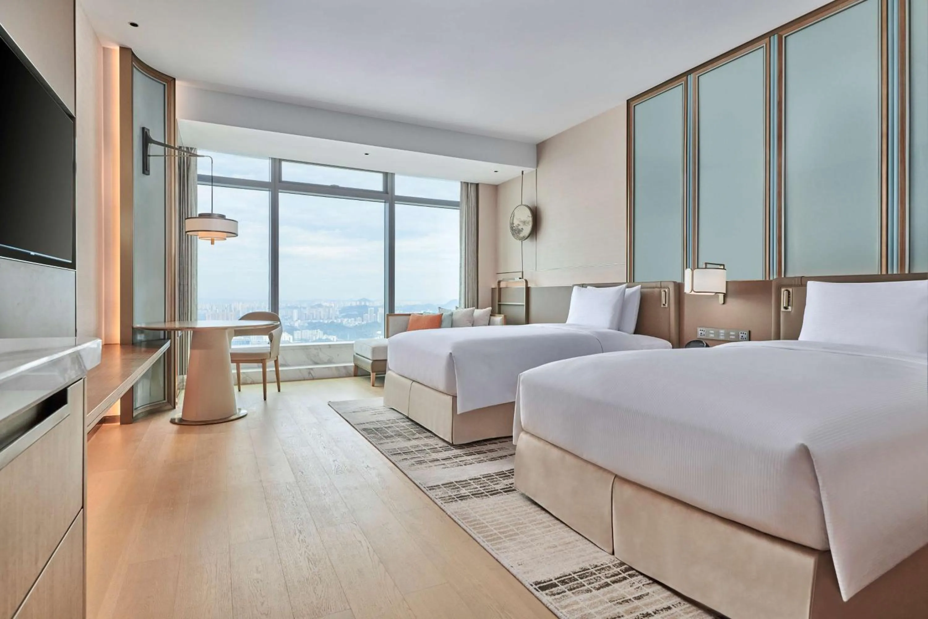 Bedroom, Bed in Hilton Changsha Riverside