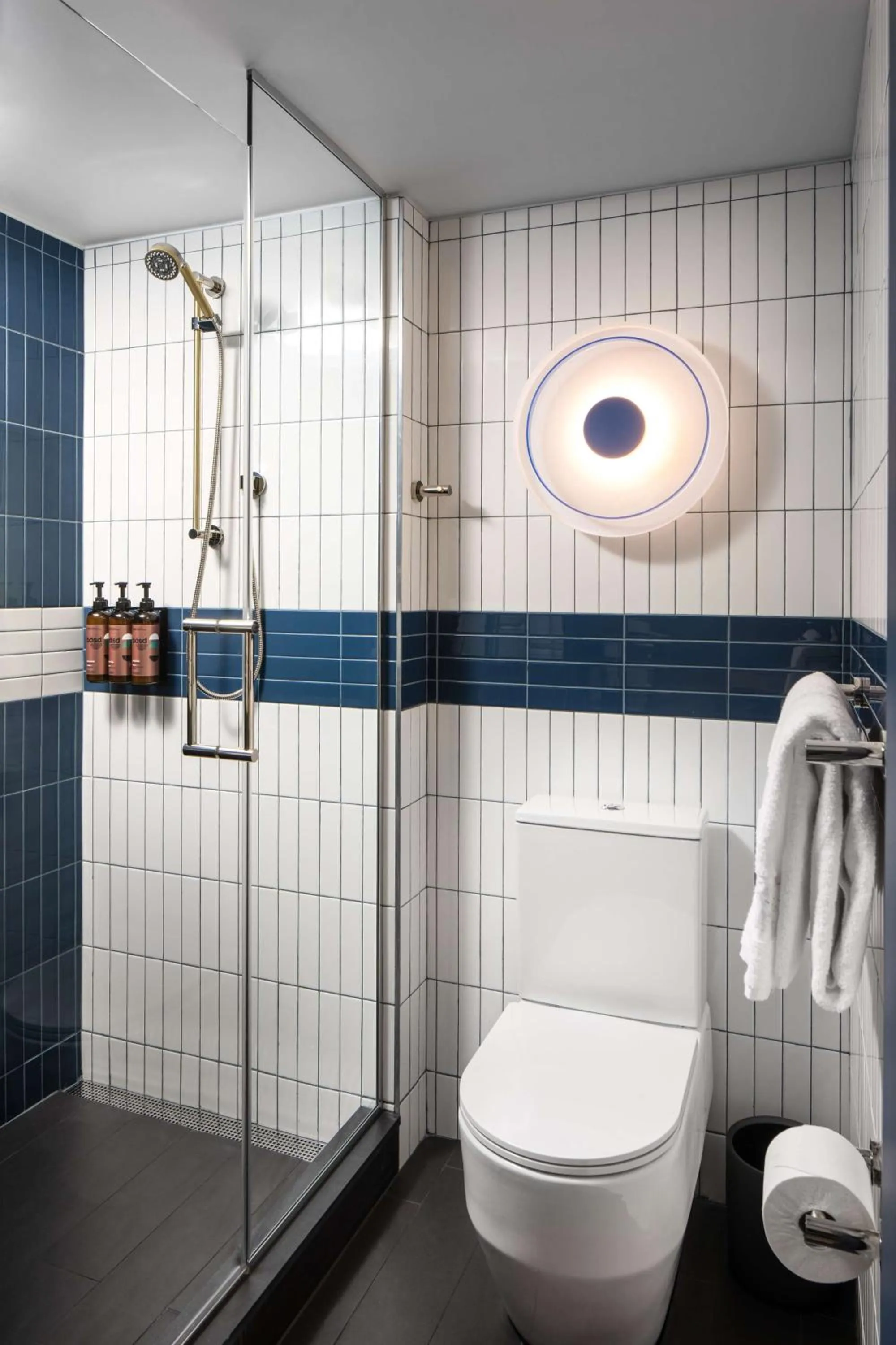 Bathroom in Motto by Hilton New York City Chelsea