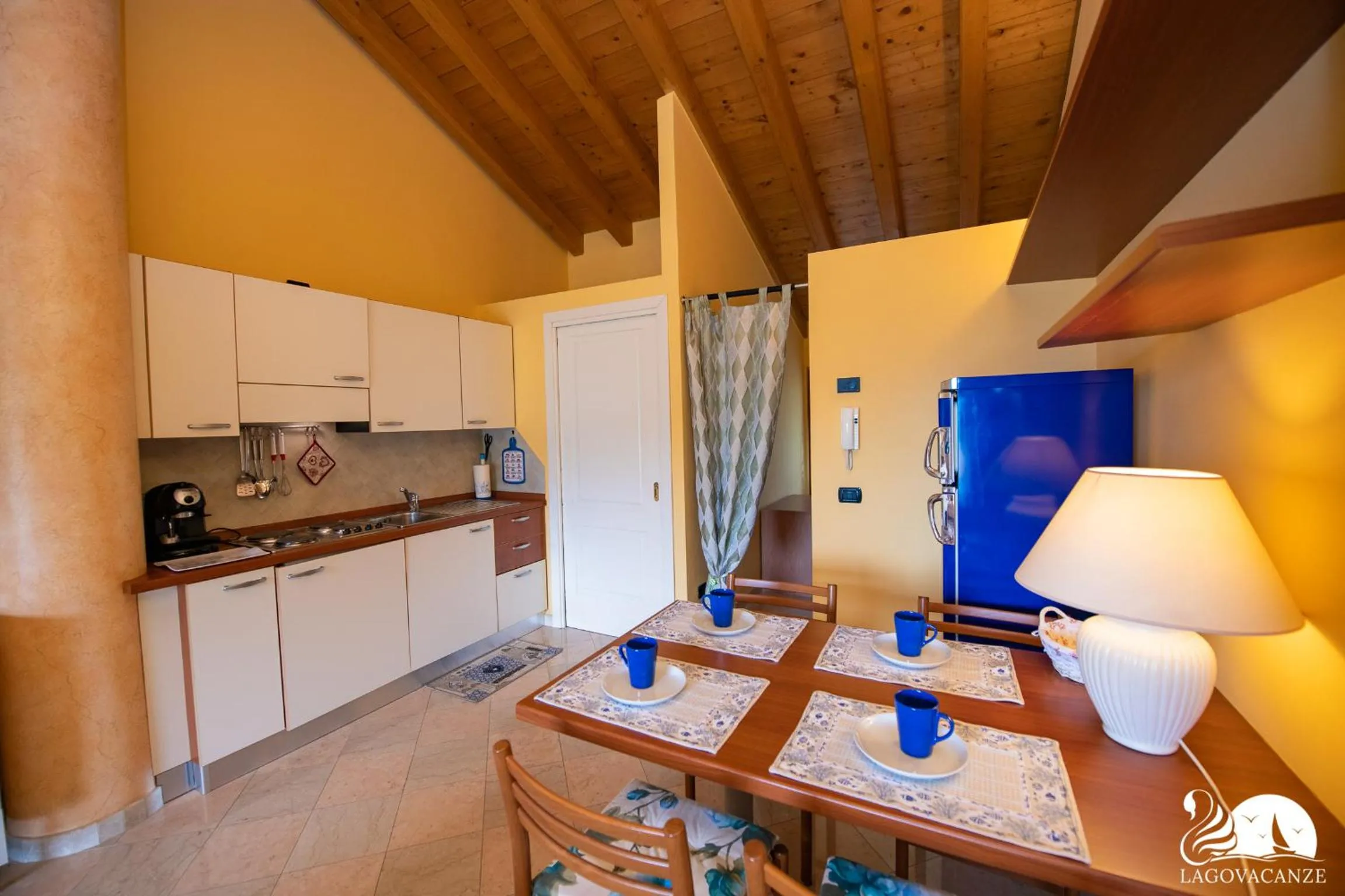 Kitchen or kitchenette in Feeling House
