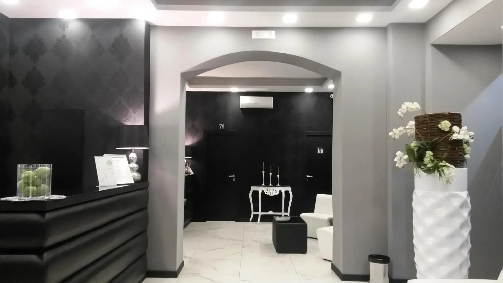 Lobby or reception in Sweet Central Hotel