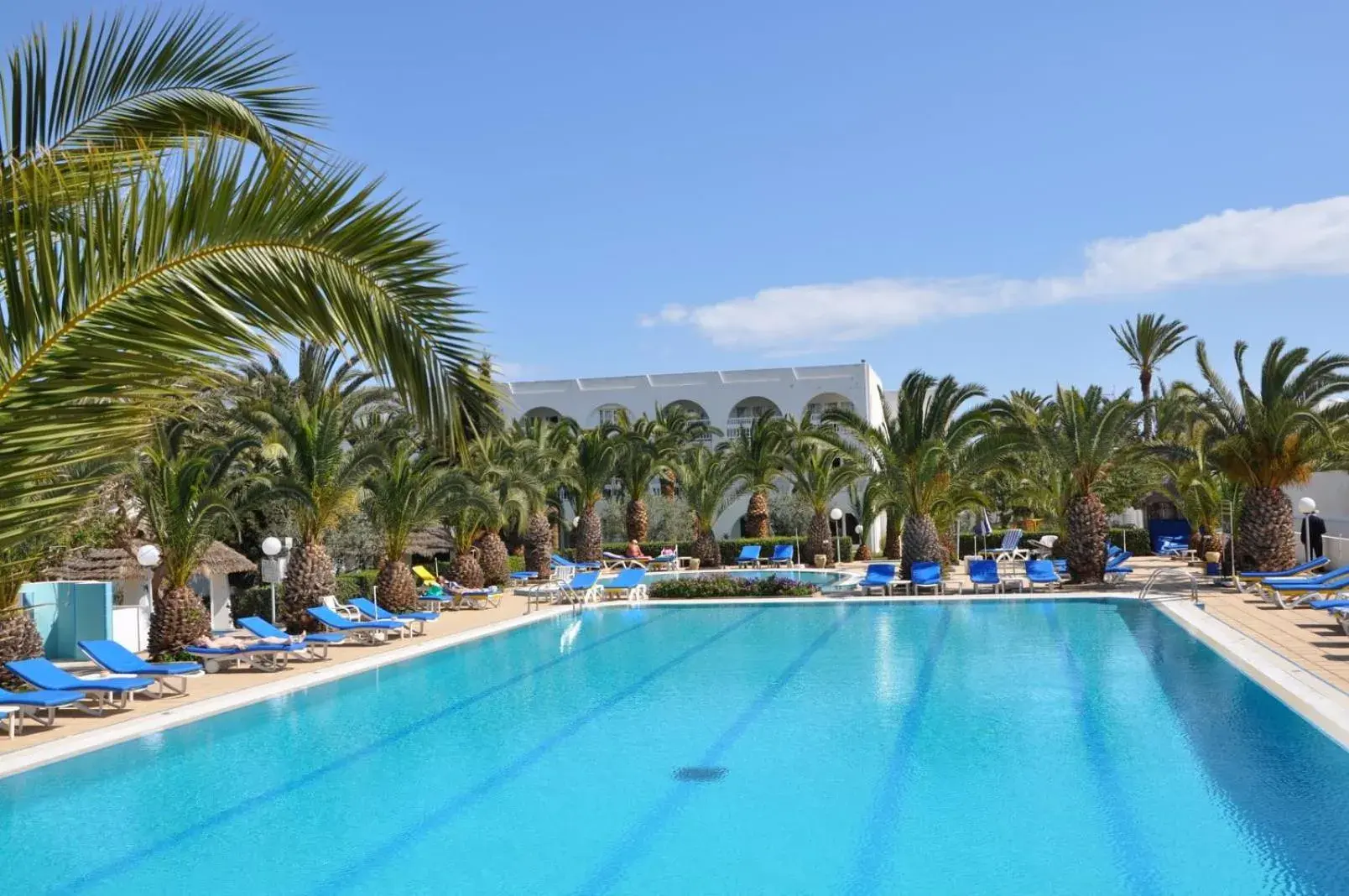 Swimming pool in Kanta Resort and Spa Swimming pool in Kanta Resort and Spa