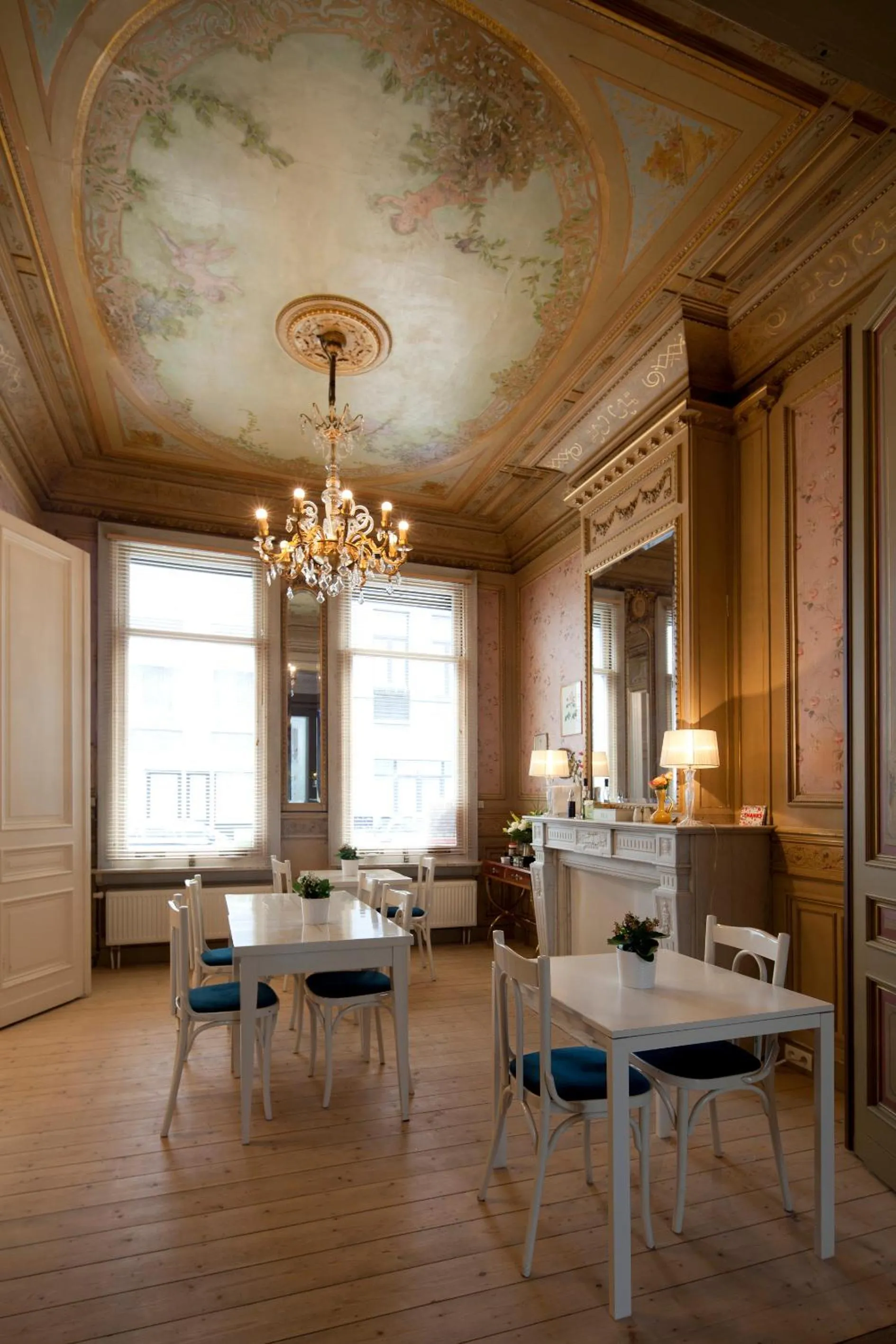 Decorative detail in Antwerp B&B