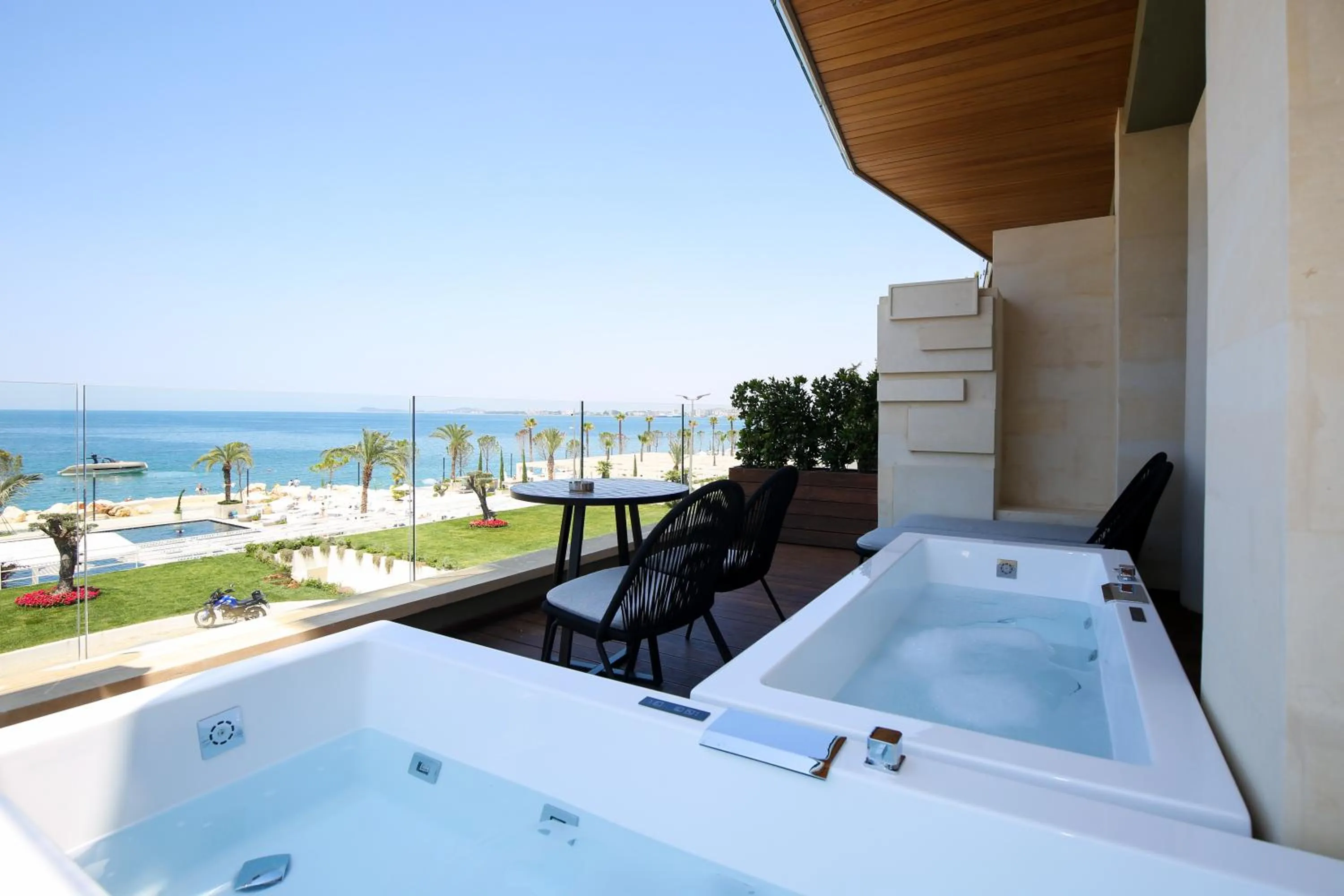 Deluxe Junior Suite in Hotel Vlora Priam, Affiliated by Melia