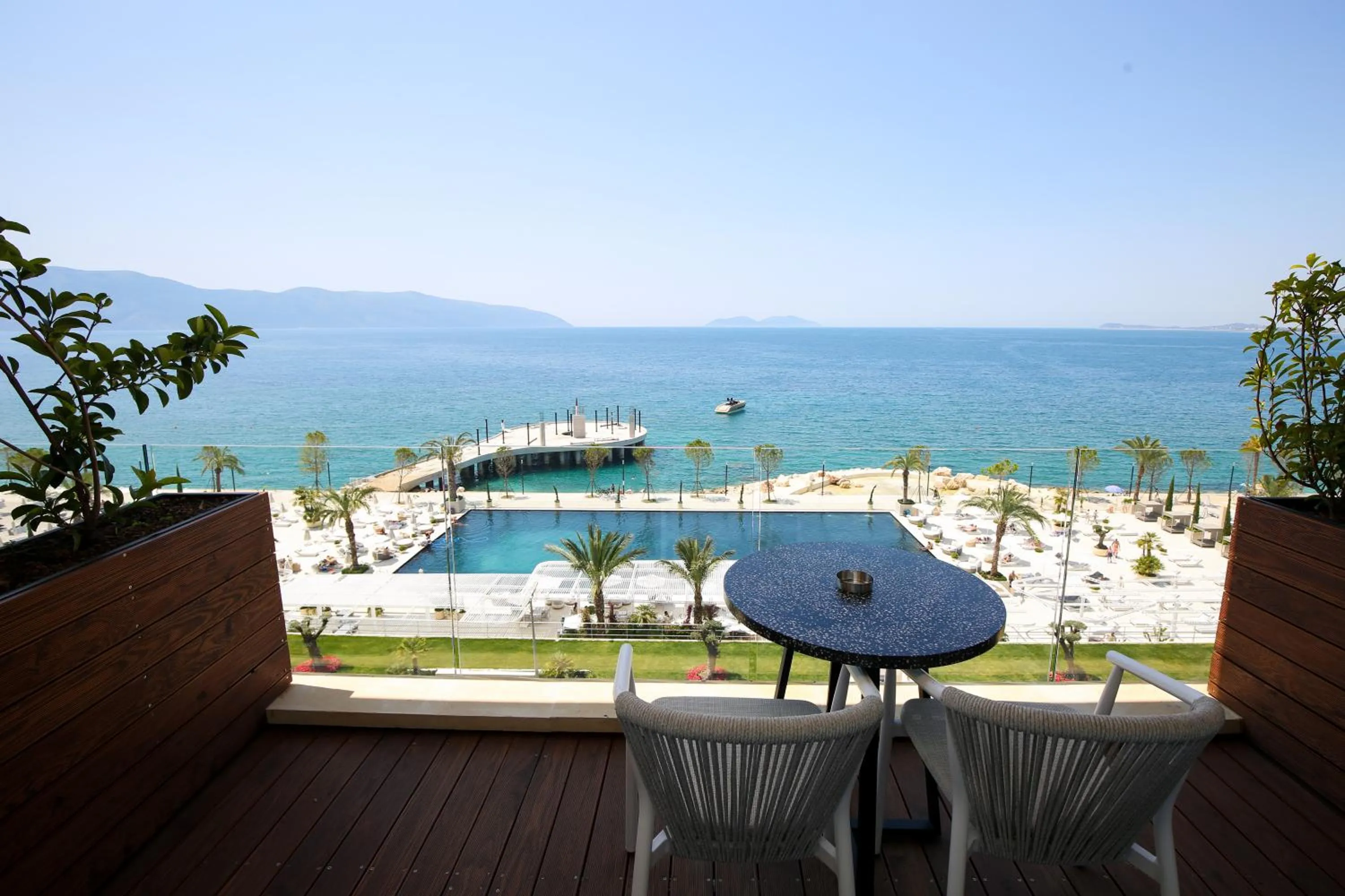 Junior Suite with Sea View in Hotel Vlora Priam, Affiliated by Melia