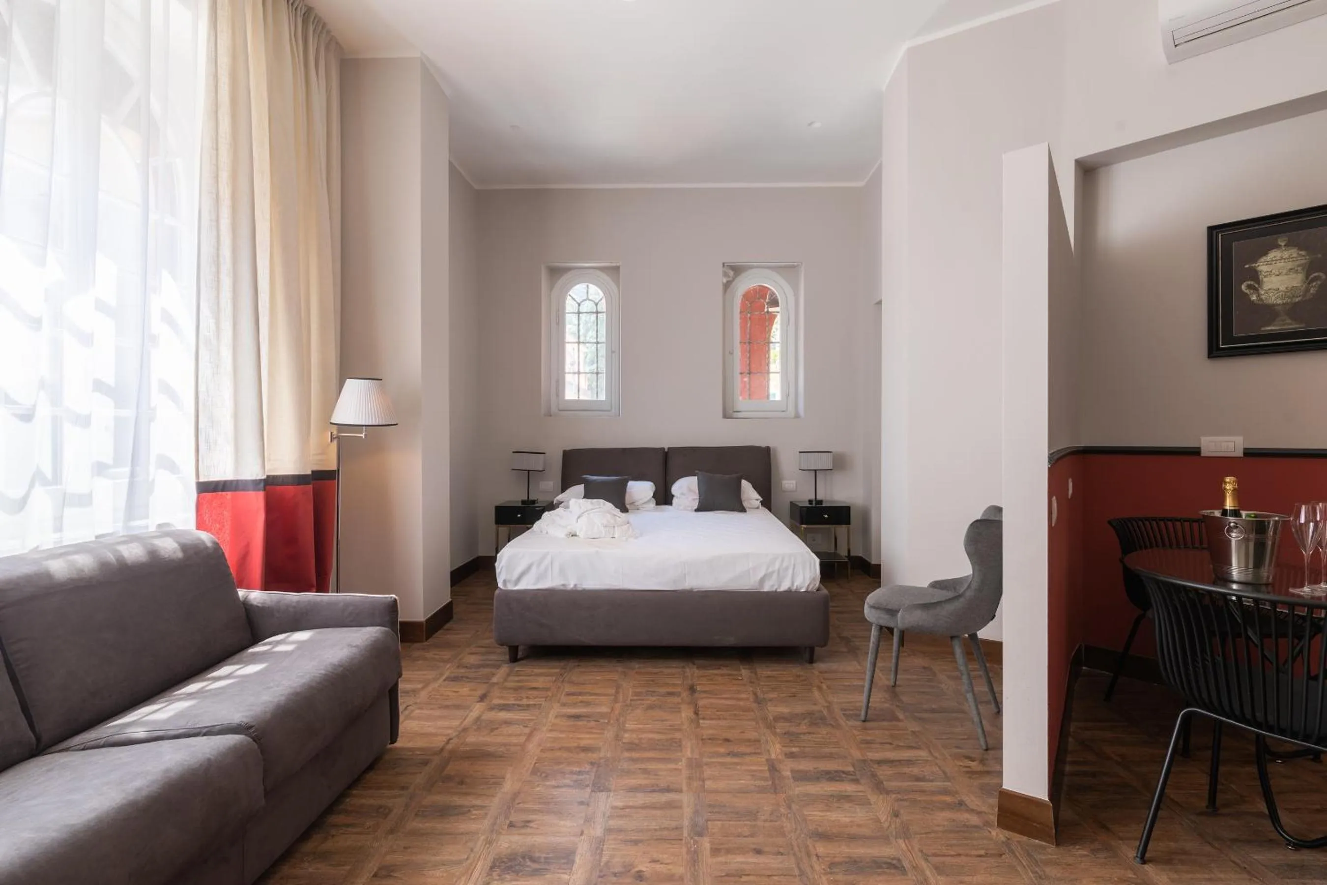 Photo of the whole room, Bed in Hotel Villa Alberti Portofino Land