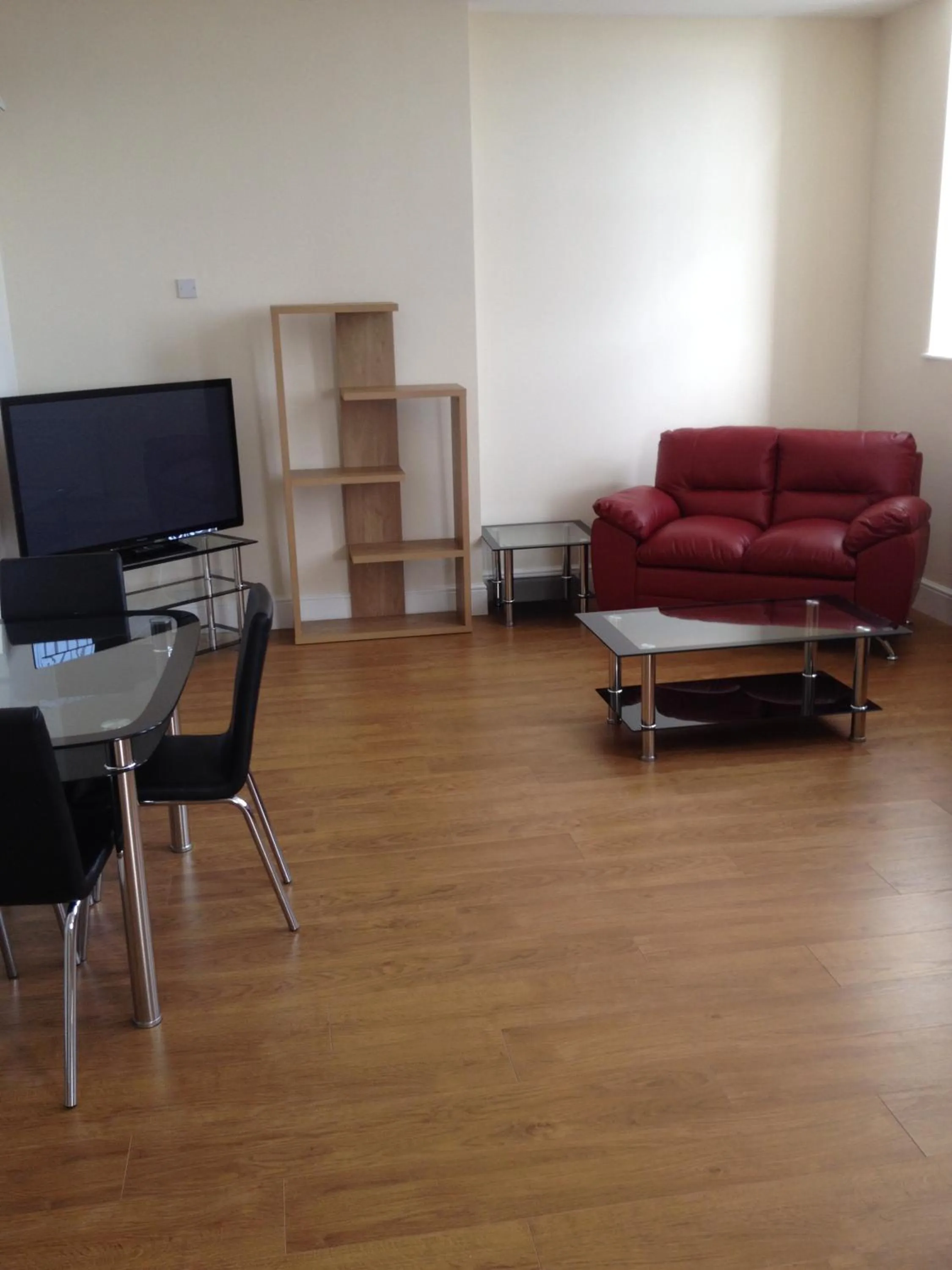 Seating area in Waterview Deluxe Apartments