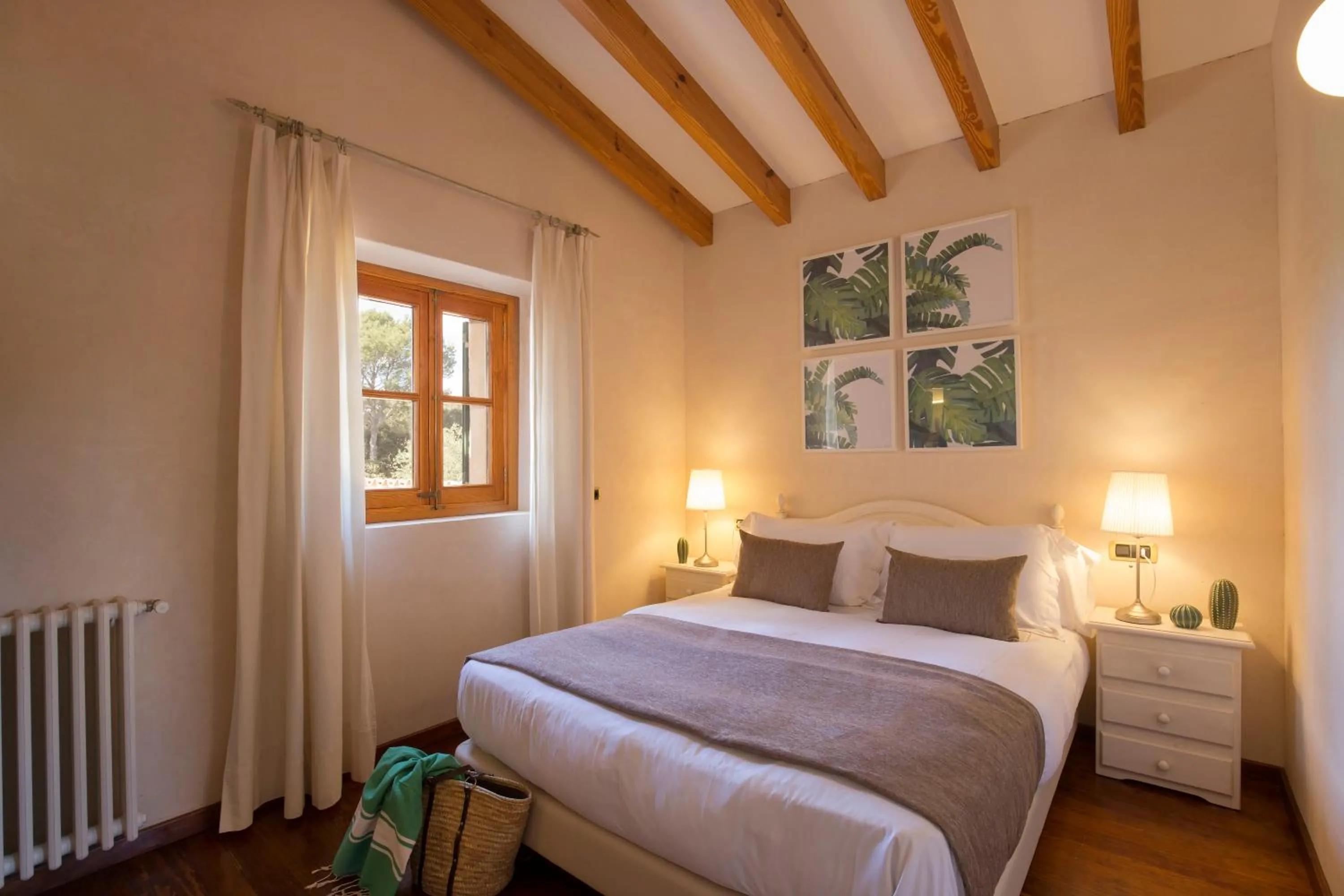 Bedroom, Bed in Villa Ca'n Sureda - La Goleta Hotel de Mar & Villas
