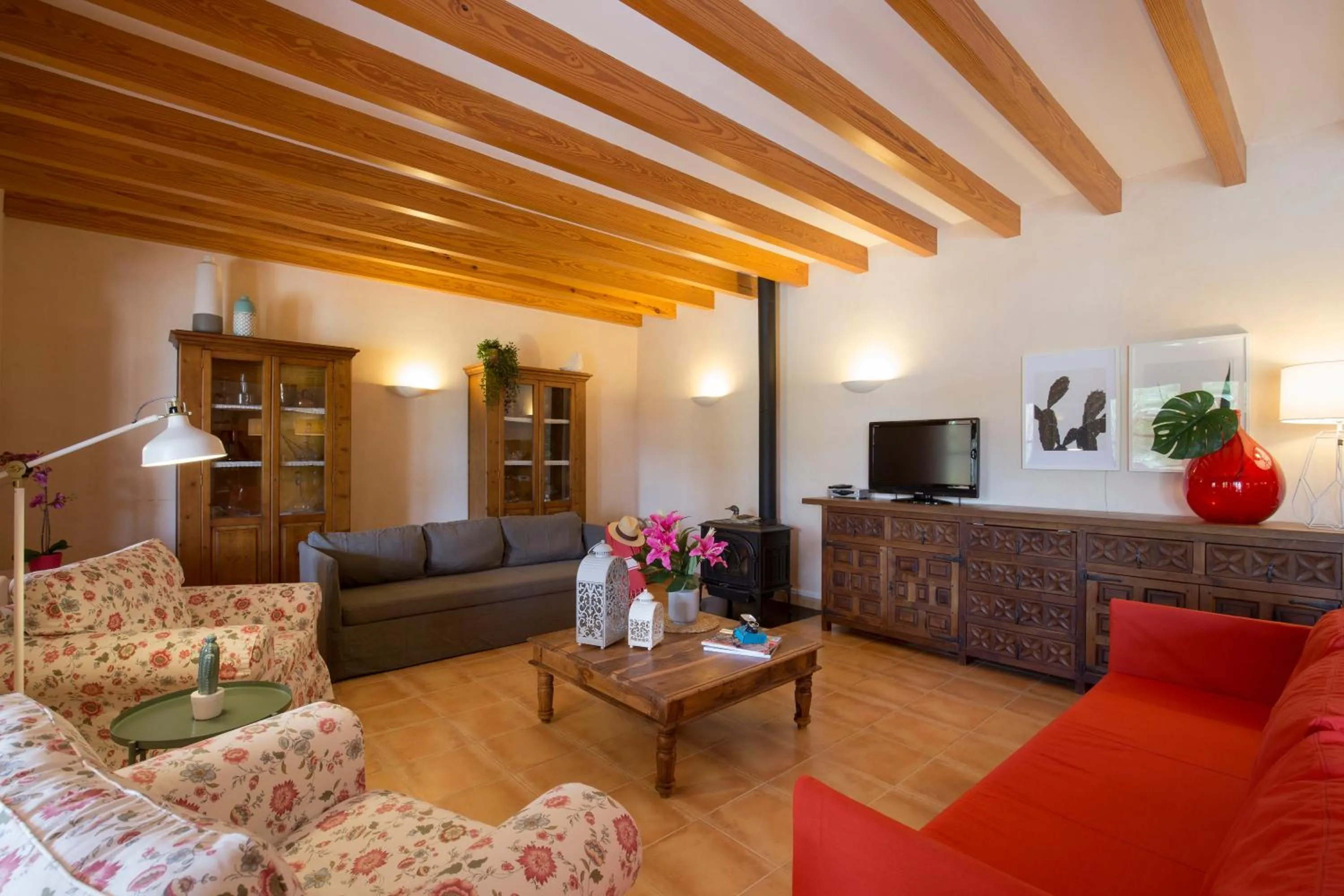 Living room in Villa Ca'n Sureda - La Goleta Hotel de Mar & Villas