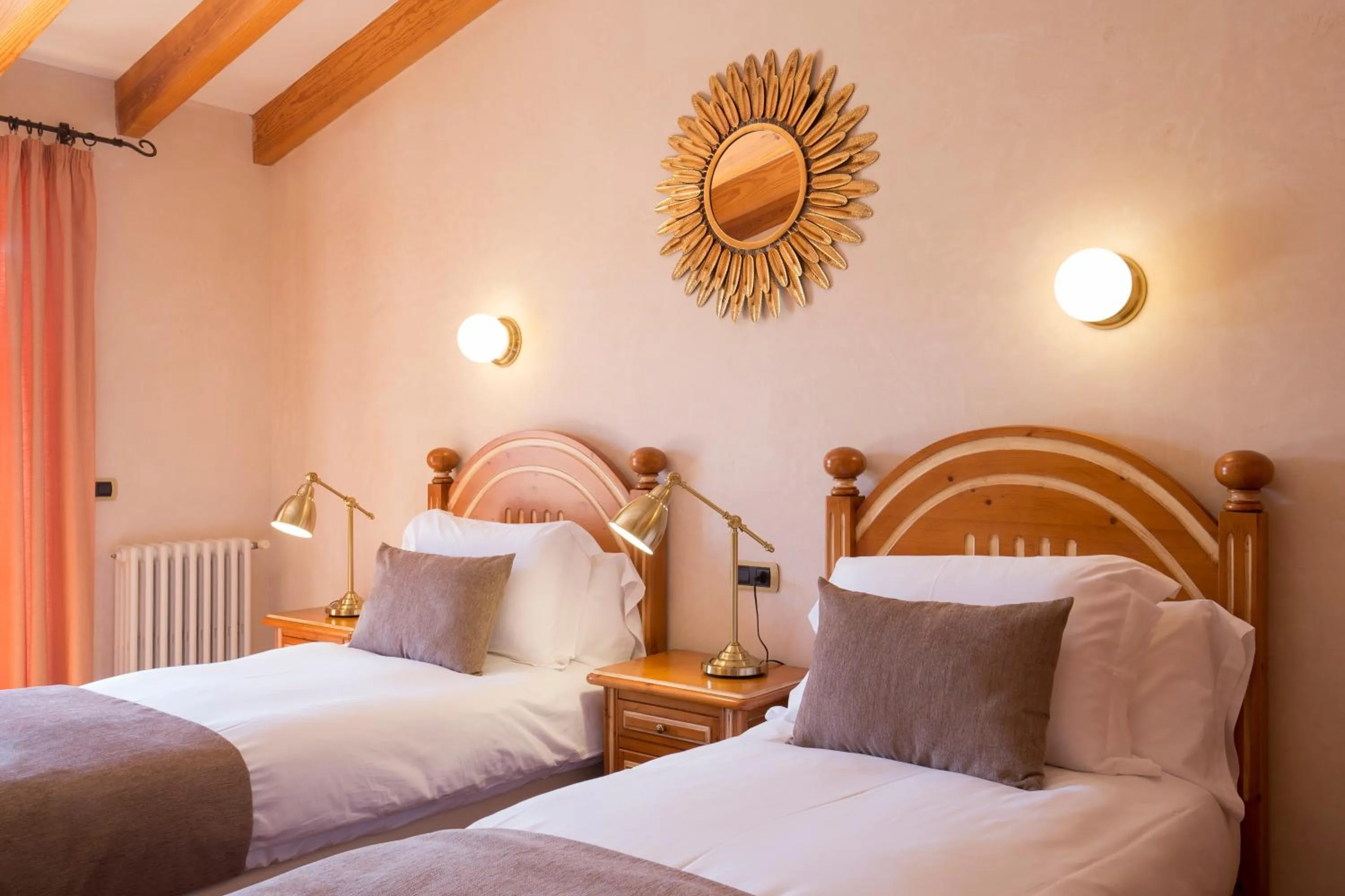 Bedroom, Bed in Villa Ca'n Sureda - La Goleta Hotel de Mar & Villas