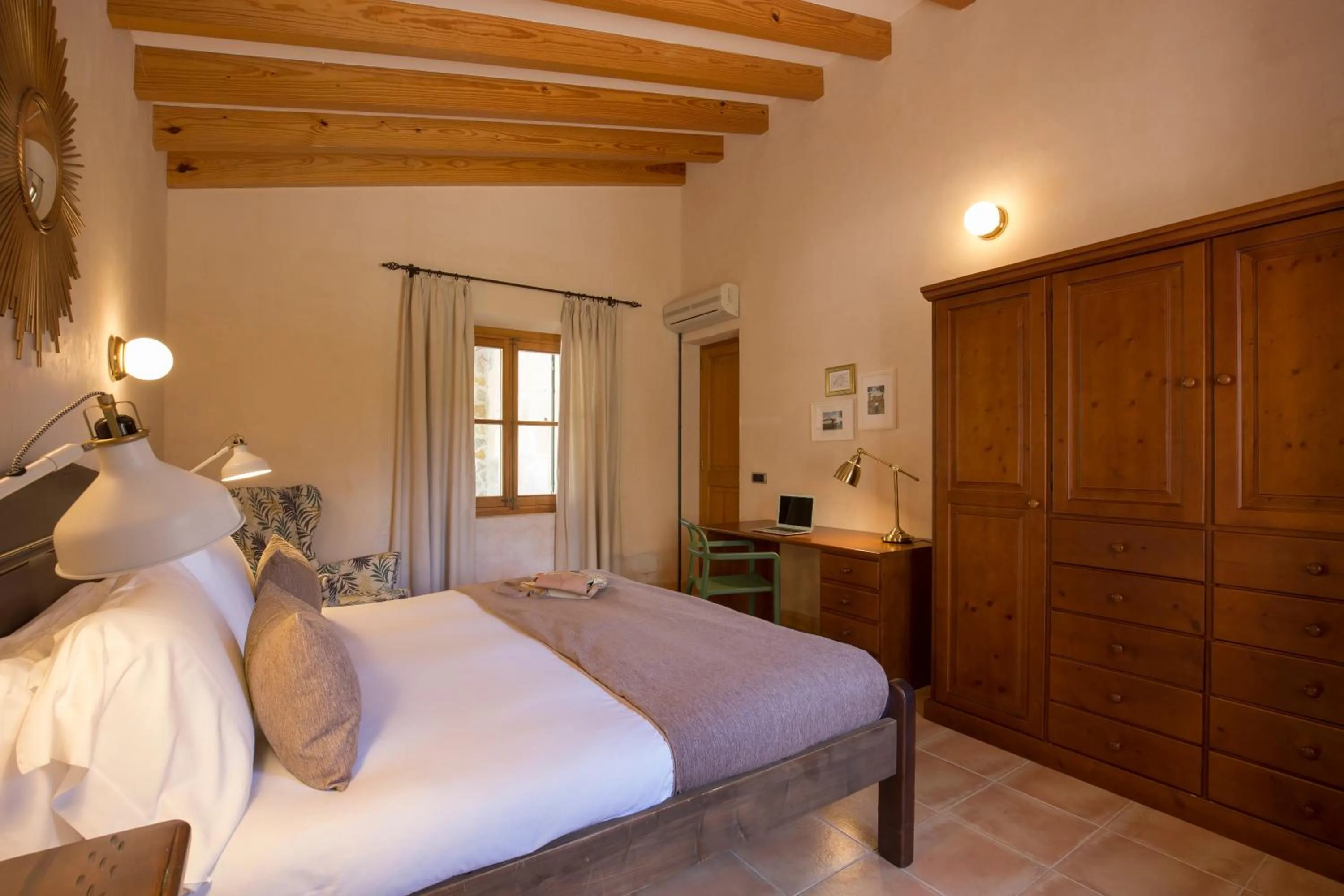 Bedroom, Bed in Villa Ca'n Sureda - La Goleta Hotel de Mar & Villas