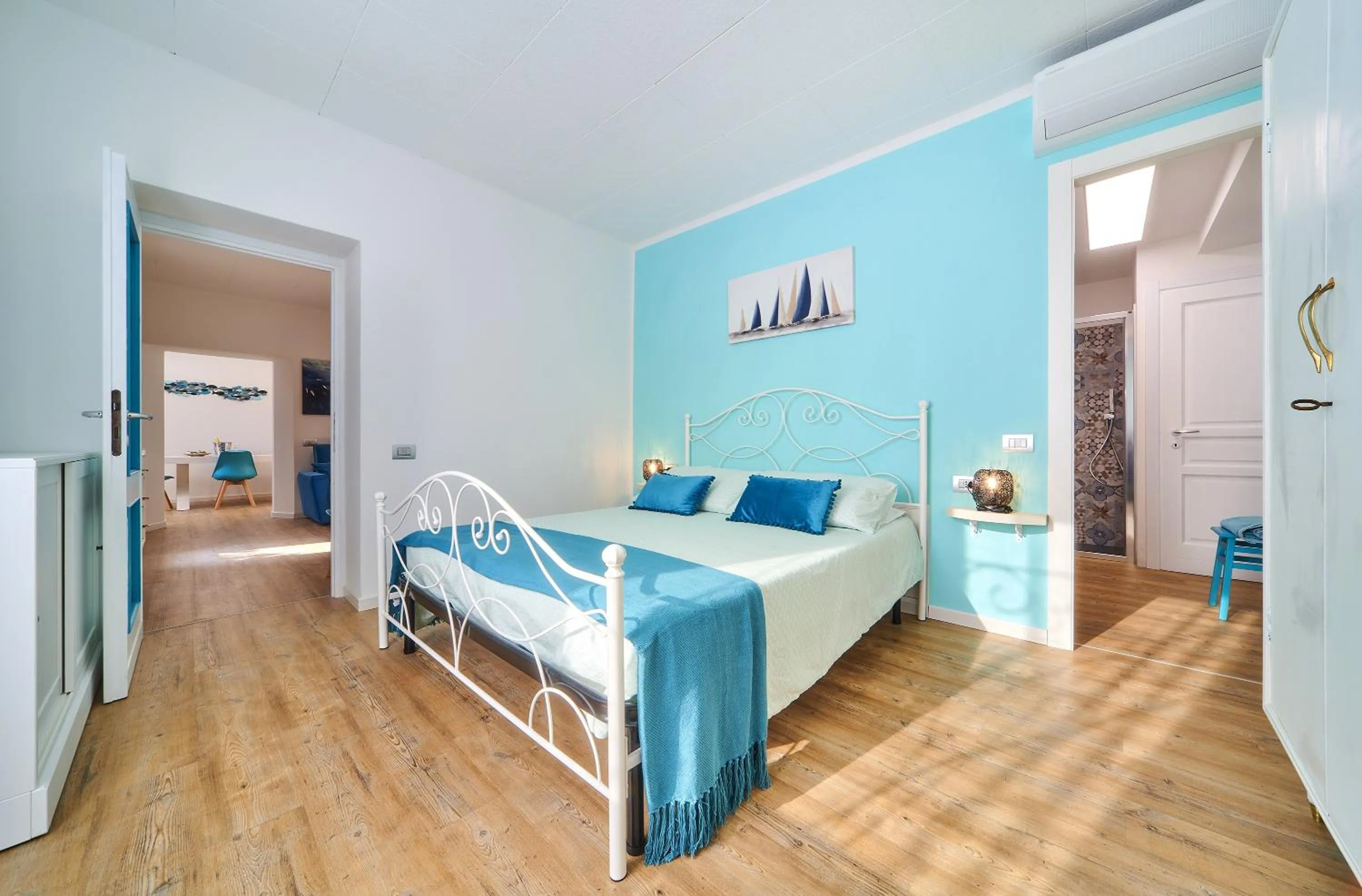 Living room, Bed in El Lavandee