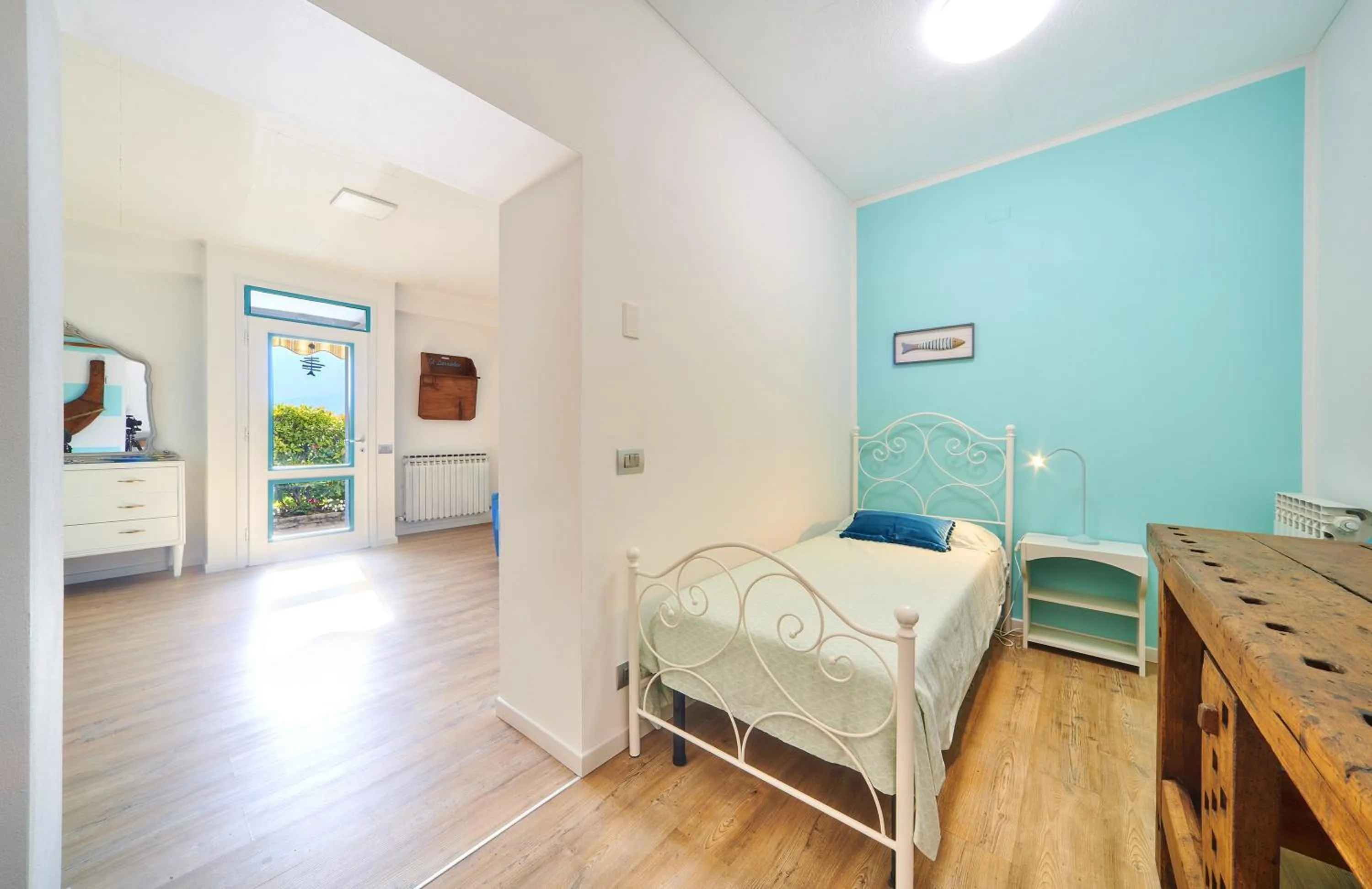 Living room, Bed in El Lavandee