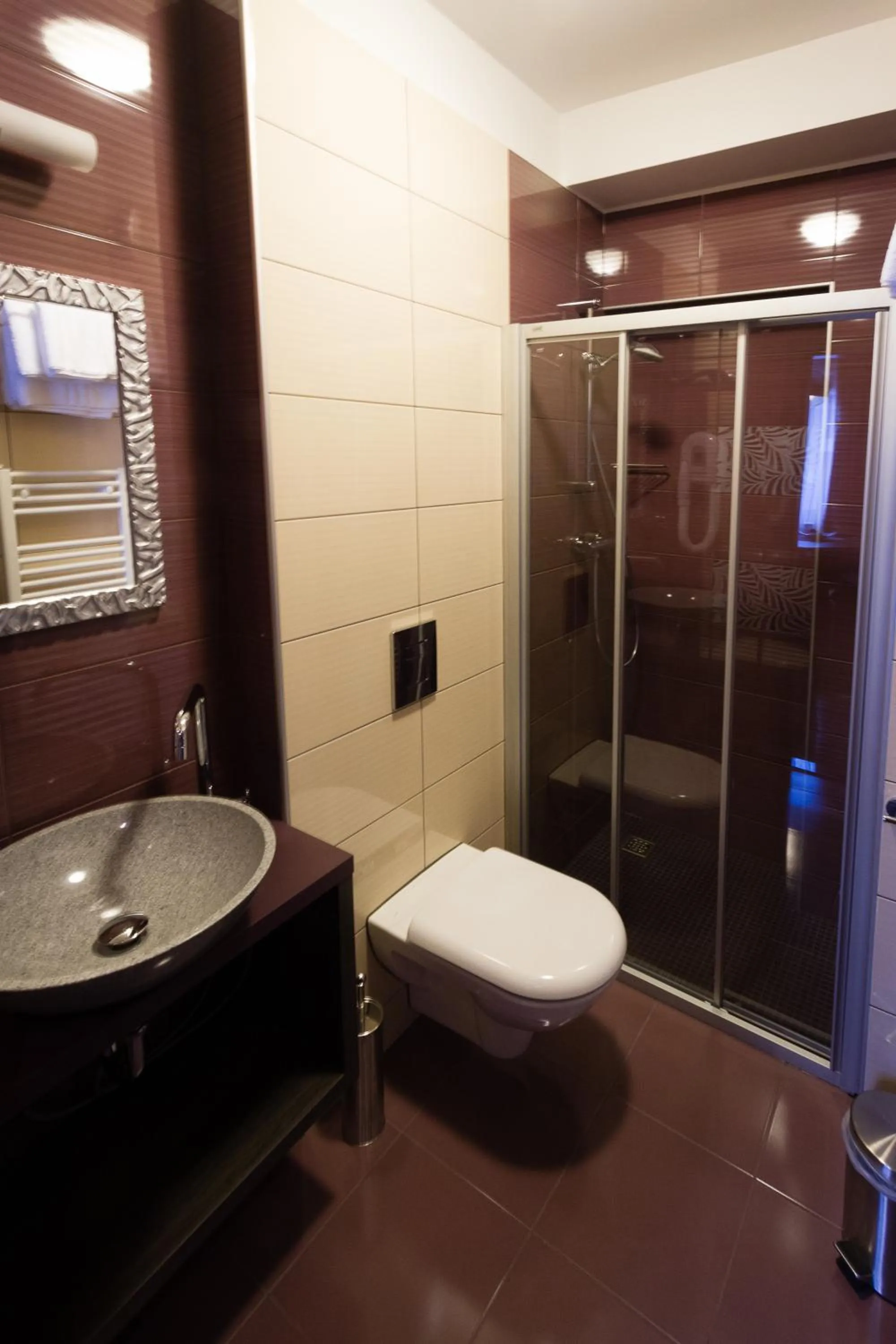 Bathroom in Log In Rooms