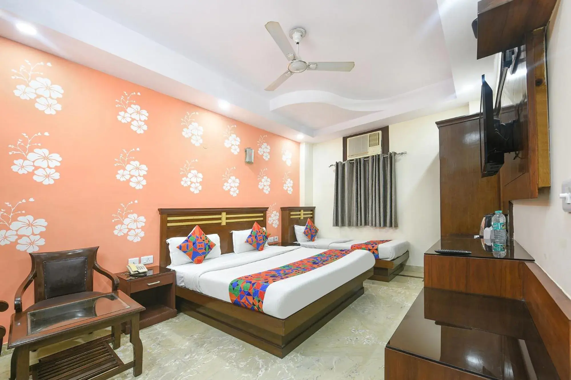 Family Room - single occupancy in FabHotel Jaggi Palace Karol Bagh Family Room - single occupancy in FabHotel Jaggi Palace Karol Bagh