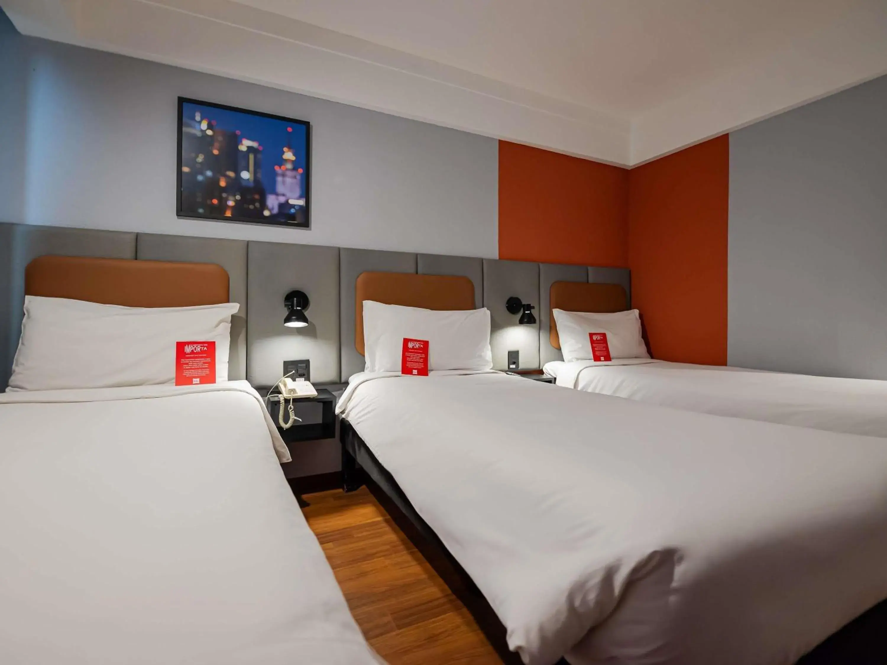 Bedroom, Bed in ibis Guarulhos Aeroporto Bedroom, Bed in ibis Guarulhos Aeroporto