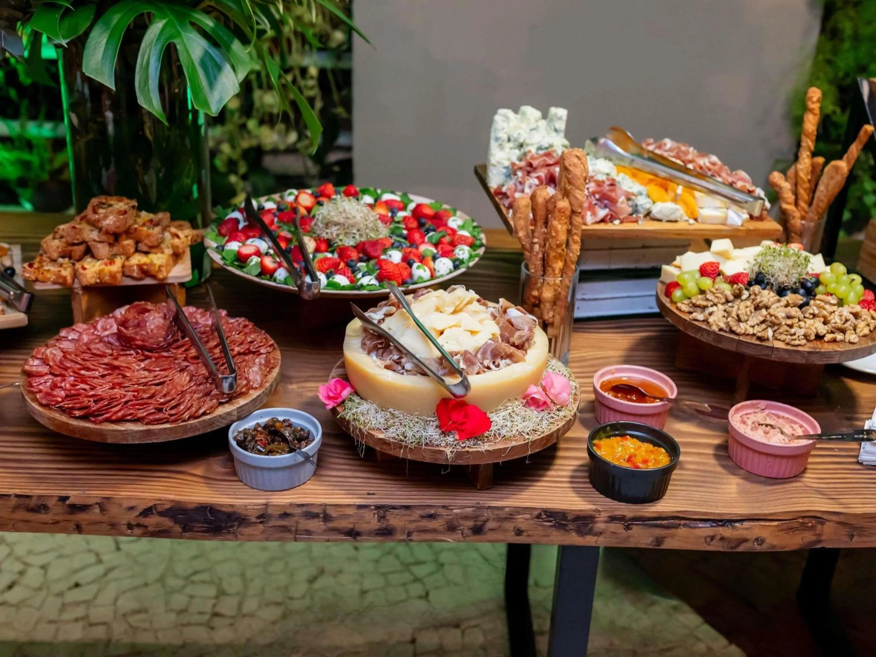 Meeting/conference room in ibis Guarulhos Aeroporto