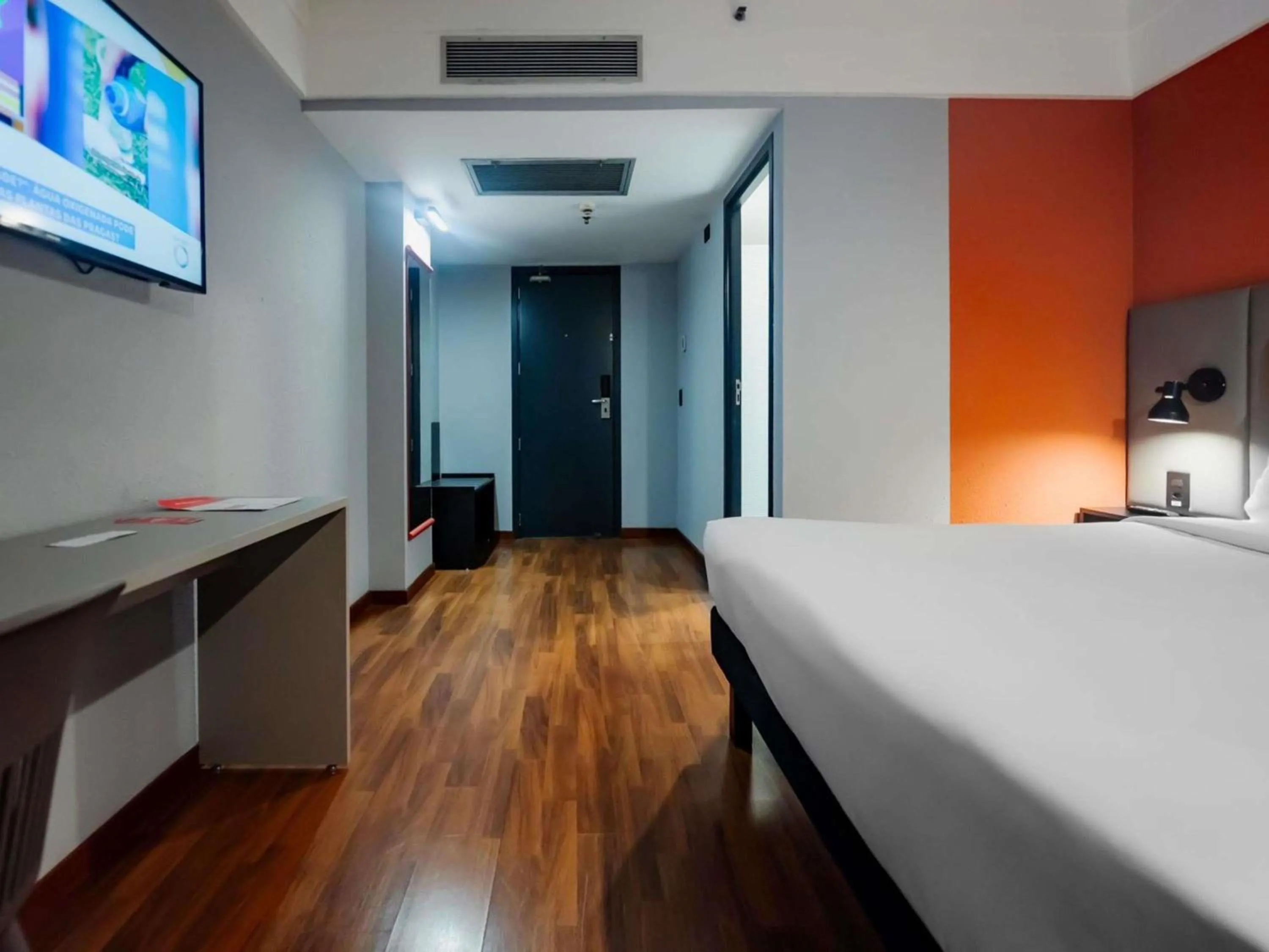 Bedroom, Bed in ibis Guarulhos Aeroporto