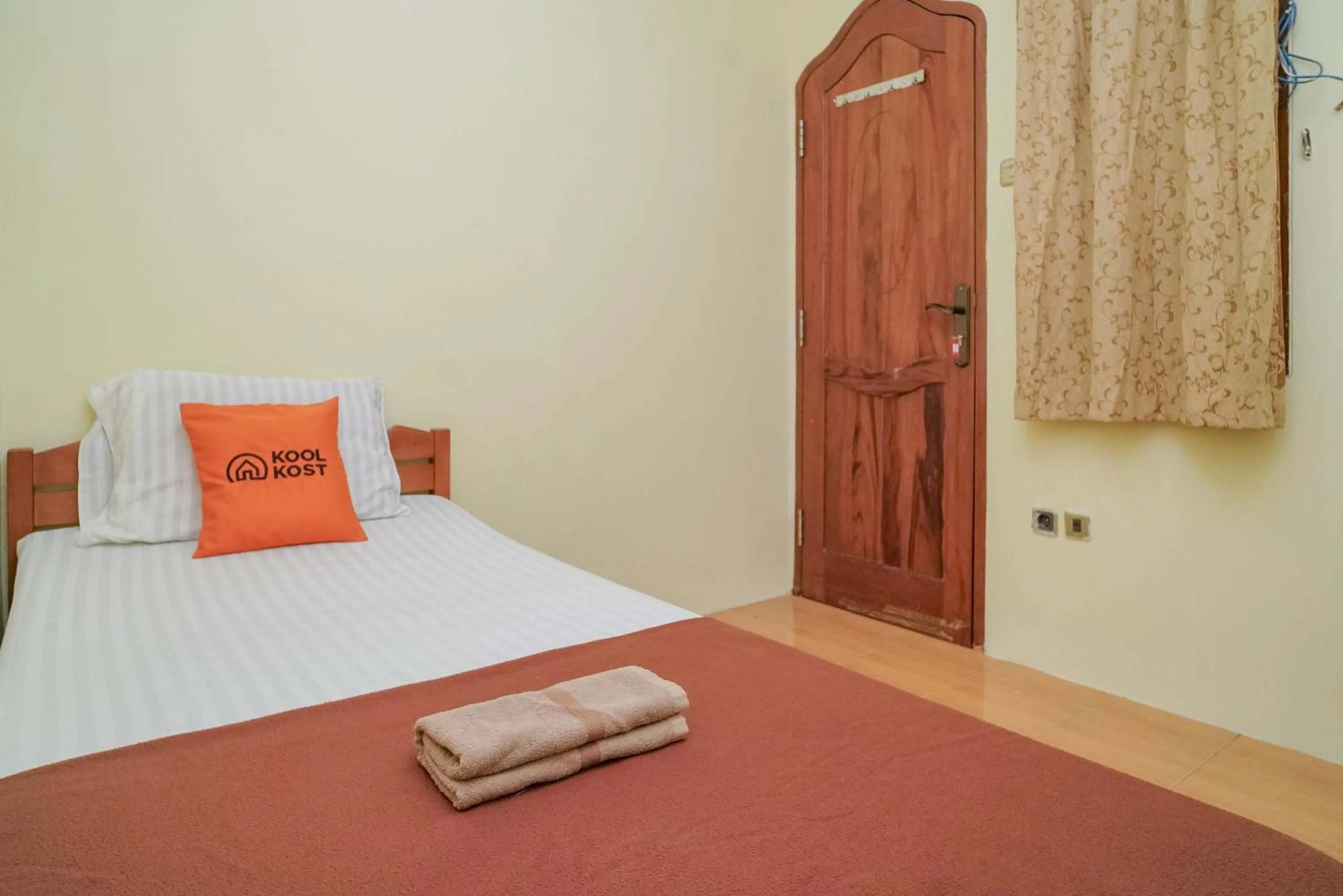 KoolKost Syariah near Senayan City