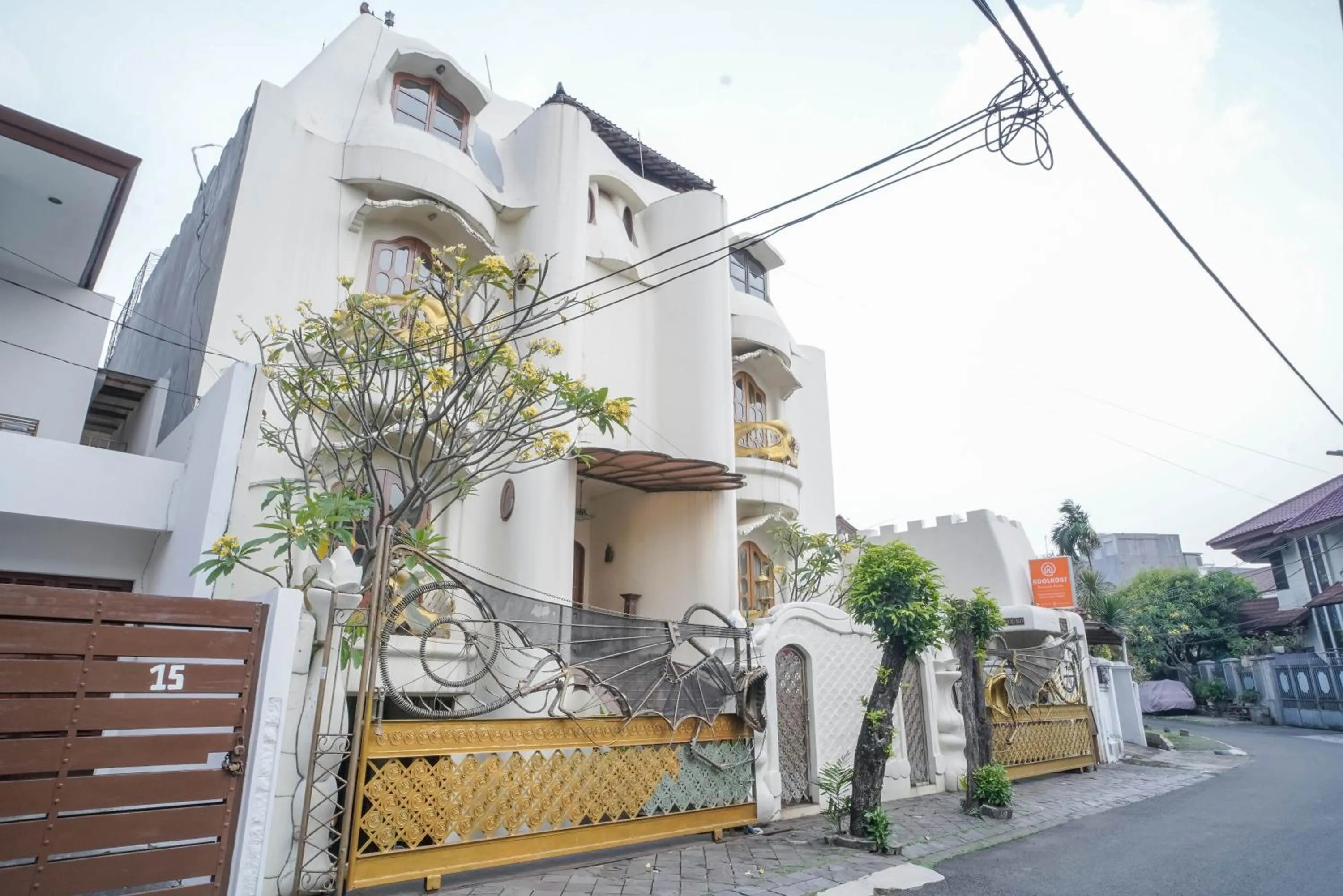 KoolKost Syariah near Senayan City