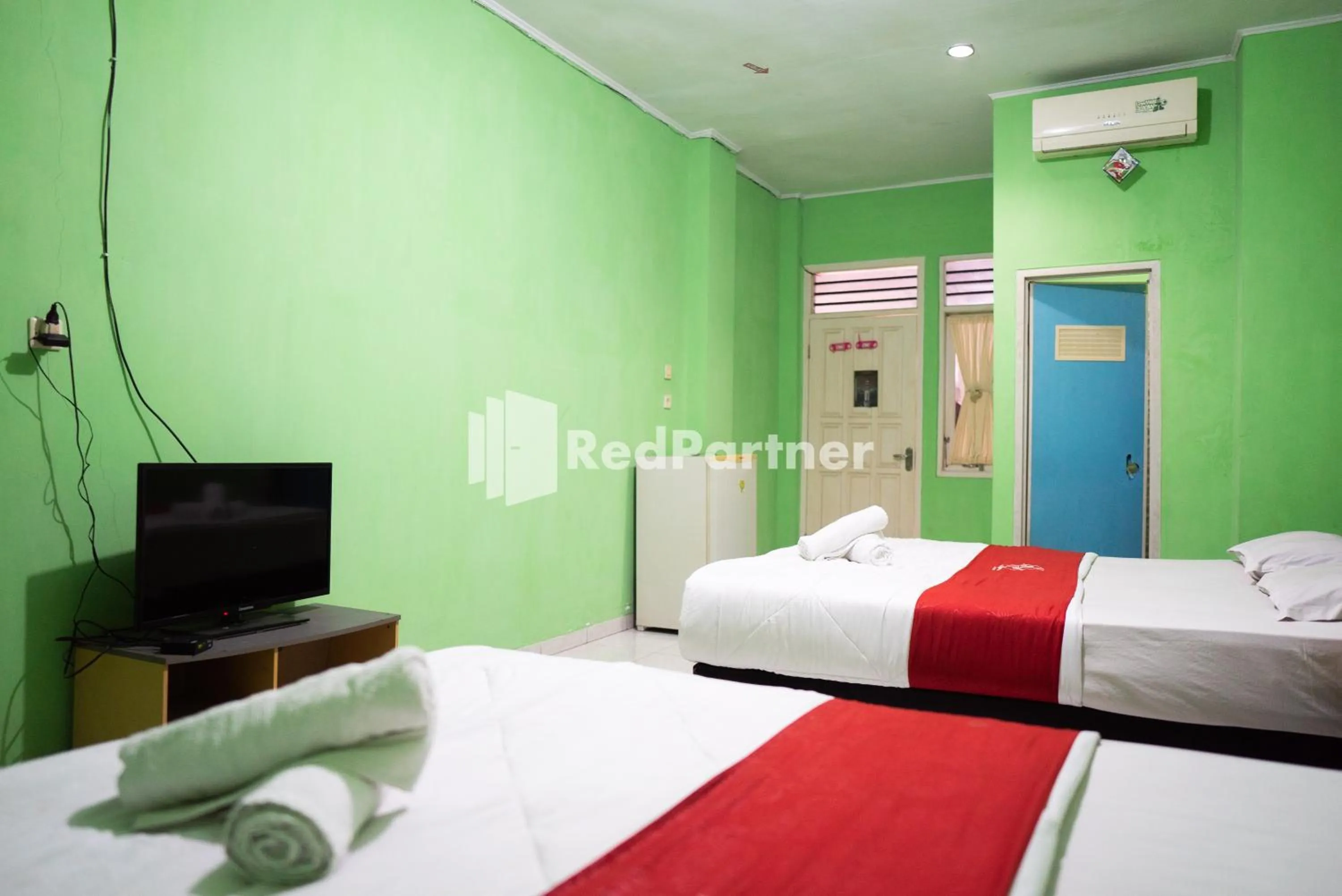 Bedroom in Hotel Ratu Ayu 2 Lampung Mitra RedDoorz