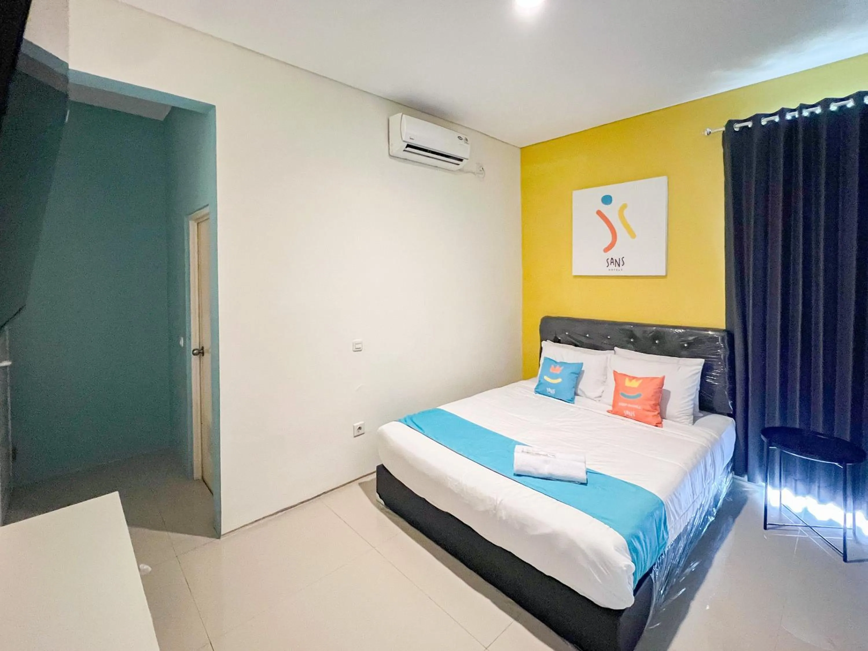 Bedroom, Bed in Sans Stay Bukit Palma Citraland