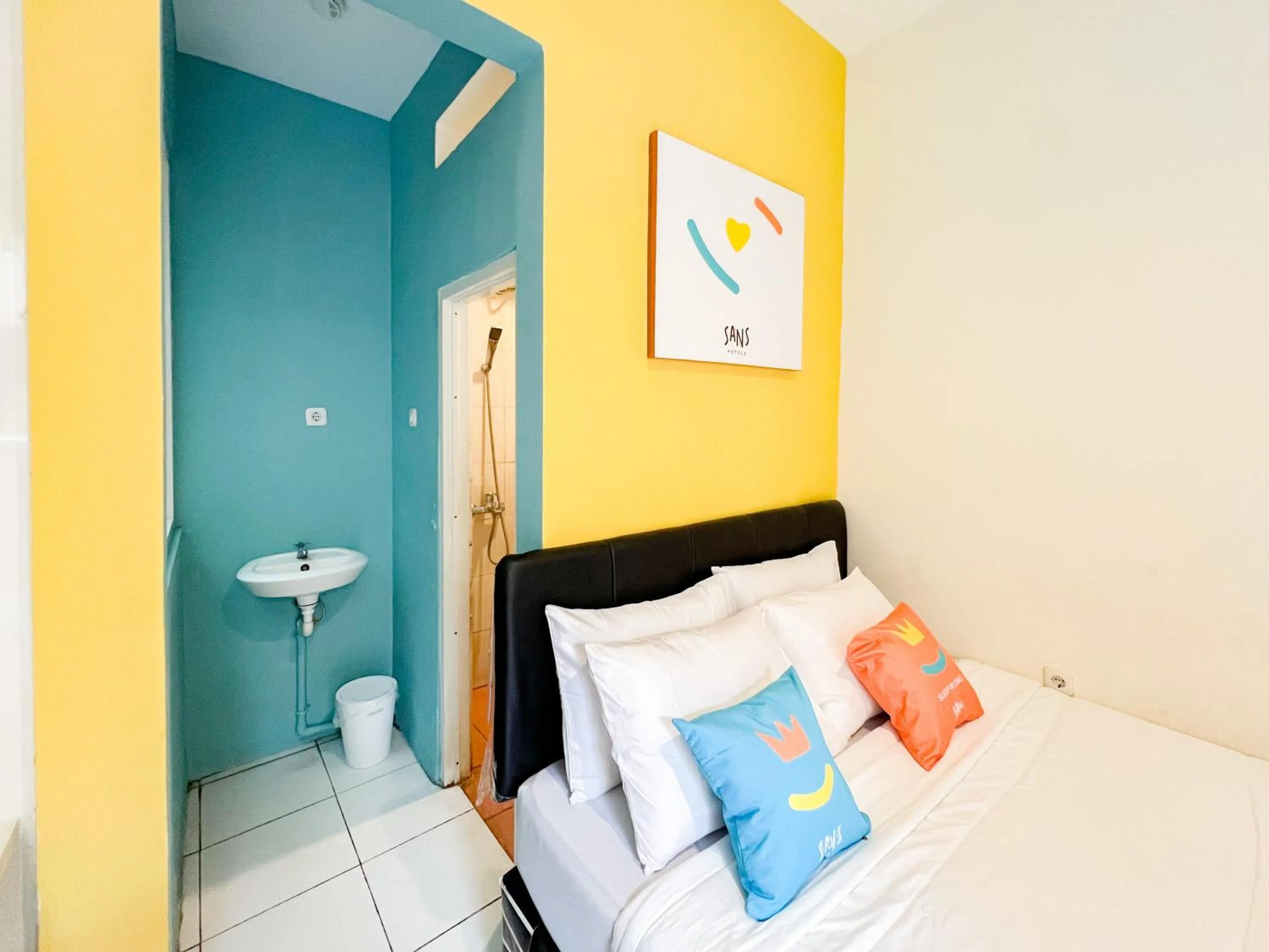 Bedroom, Bed in Sans Stay Bukit Palma Citraland