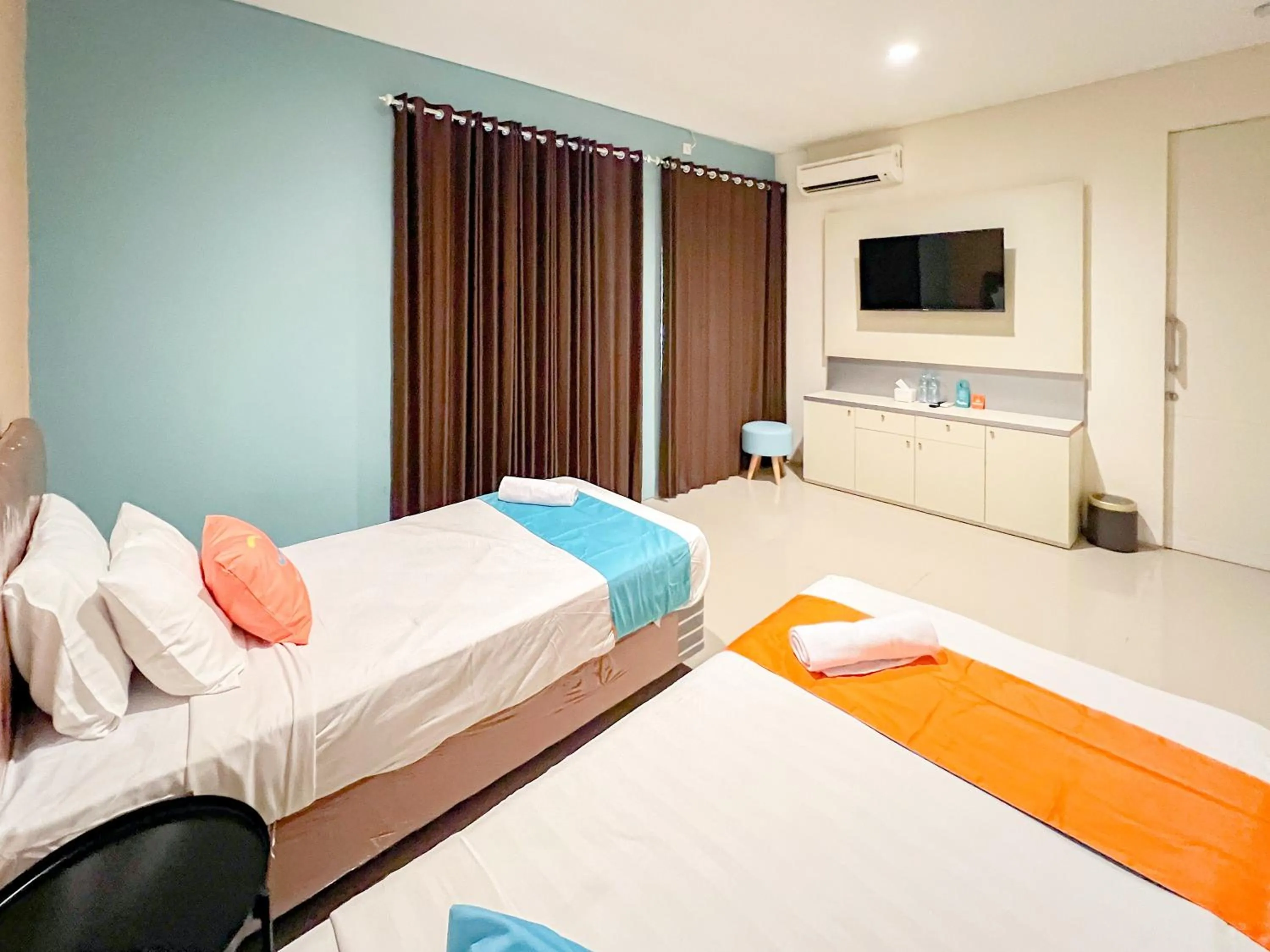 Bedroom, Bed in Sans Stay Bukit Palma Citraland