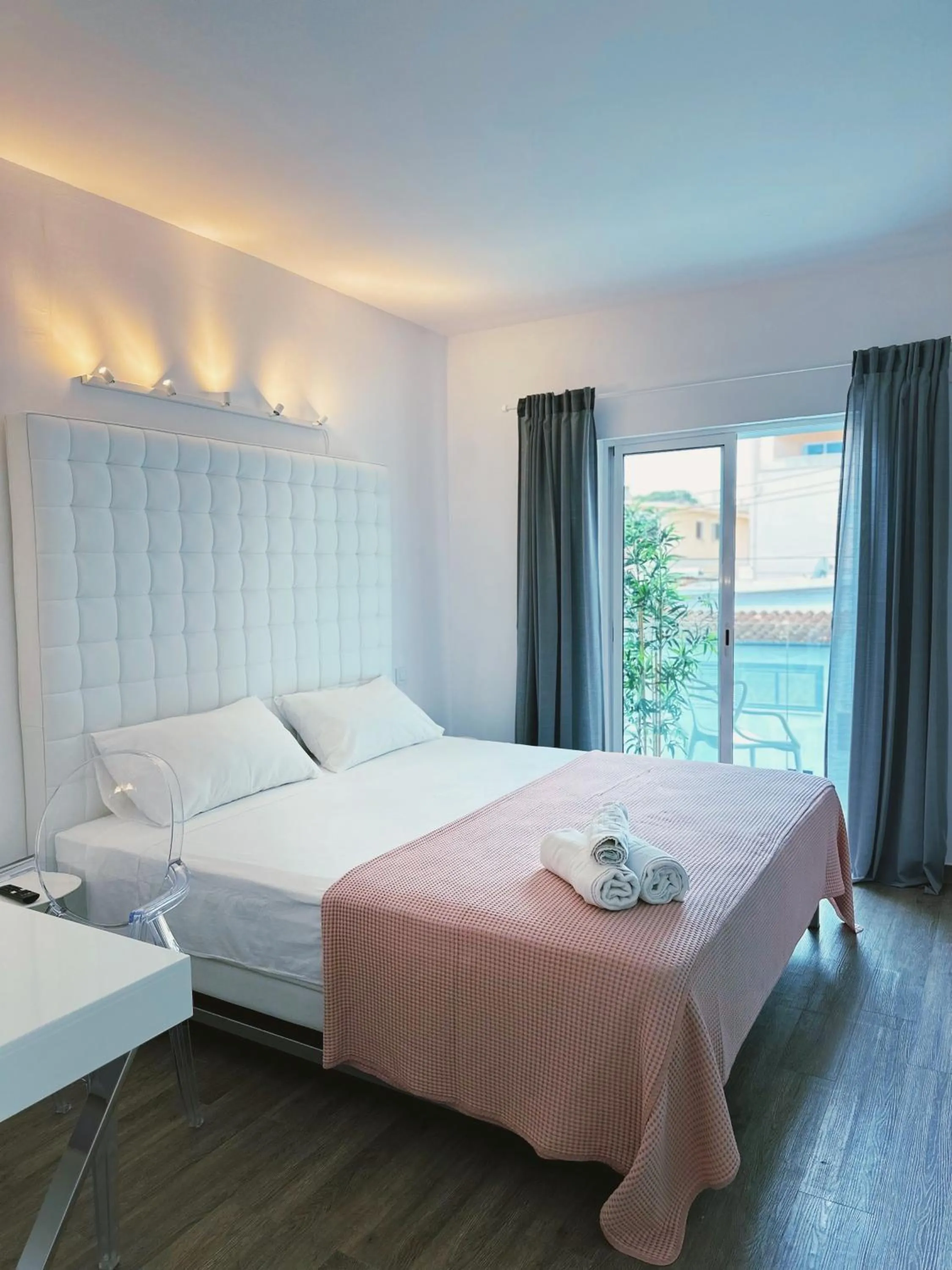 Bed in bhc Boutique Hostal Cala Millor