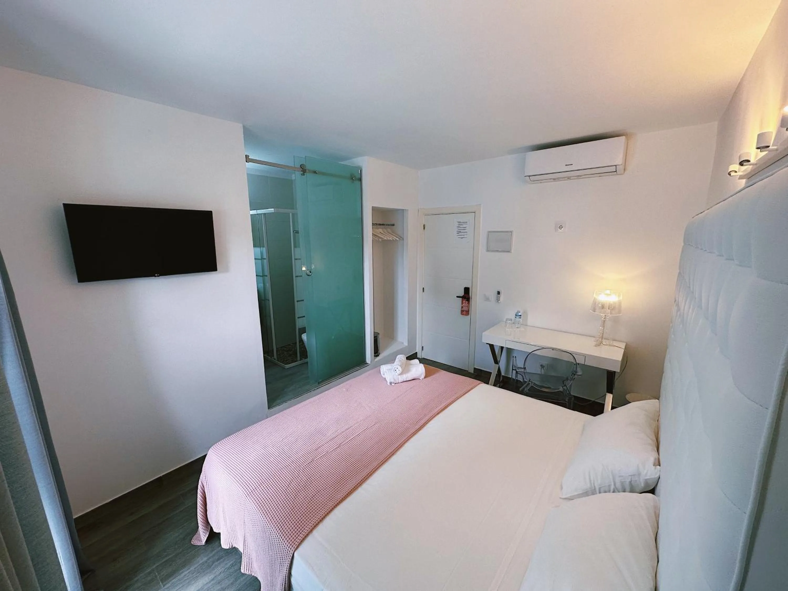 Bed in bhc Boutique Hostal Cala Millor