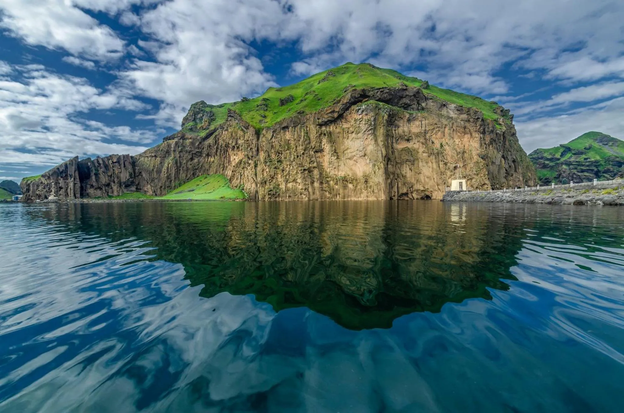Nearby landmark in The New Post Office
