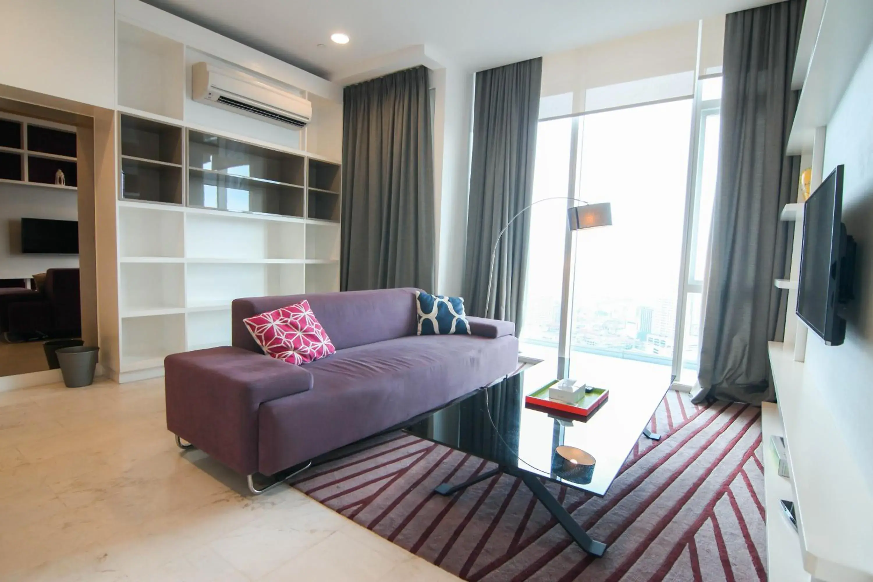 Two-Bedroom Apartment in Dolphin Platinum KLCC Kuala Lumpur Two-Bedroom Apartment in Dolphin Platinum KLCC Kuala Lumpur
