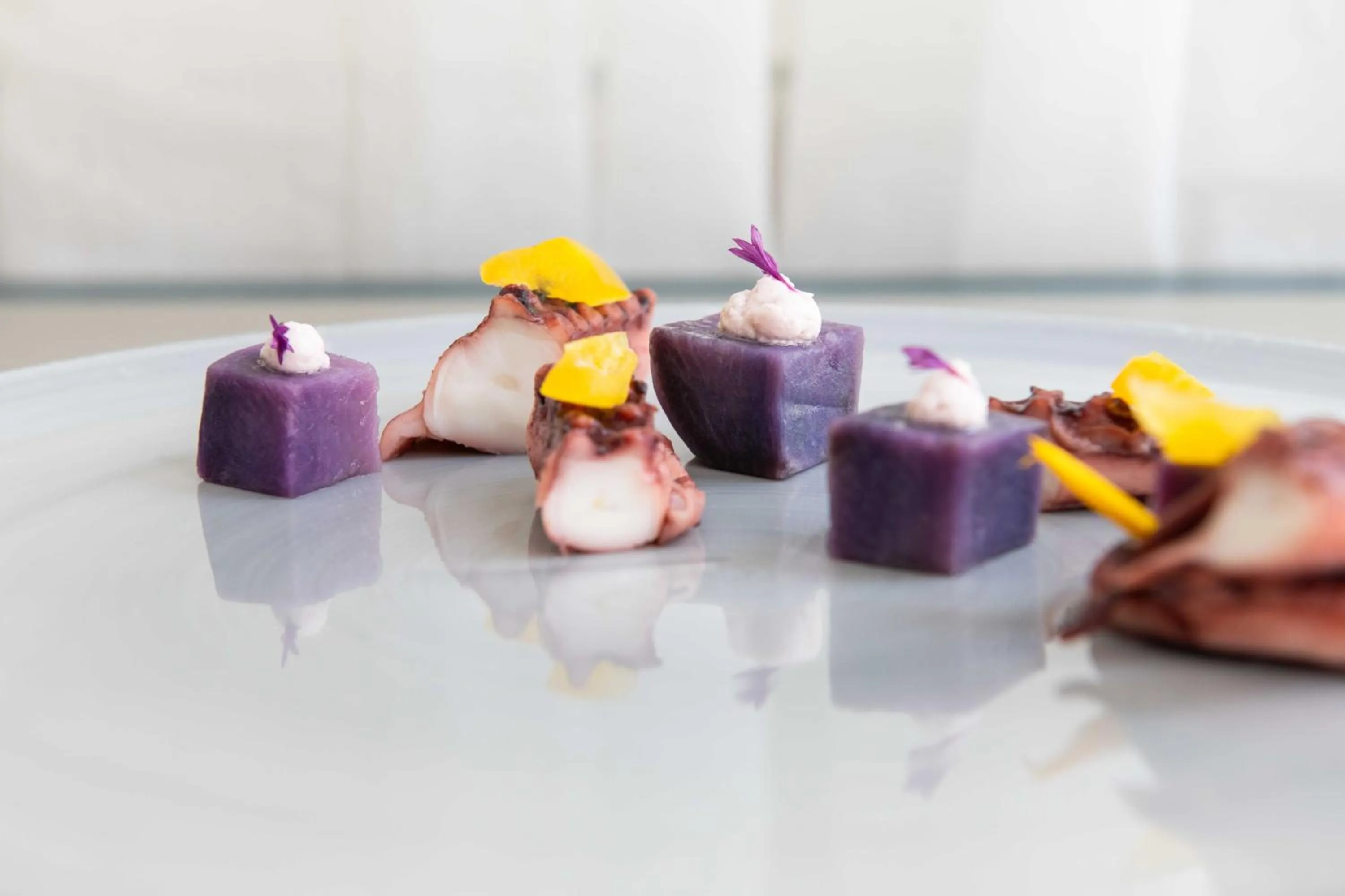 Restaurant/places to eat in Kiss Beachfront Hotel & Restaurant