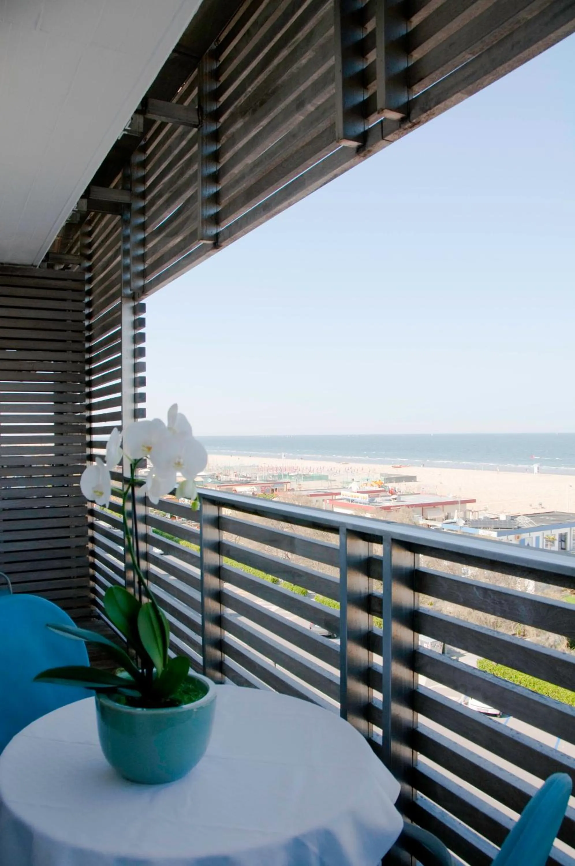 Balcony/Terrace in Kiss Beachfront Hotel & Restaurant