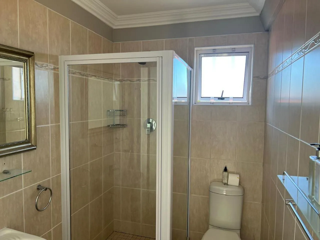 Shower in Benri B&B & Self-Catering