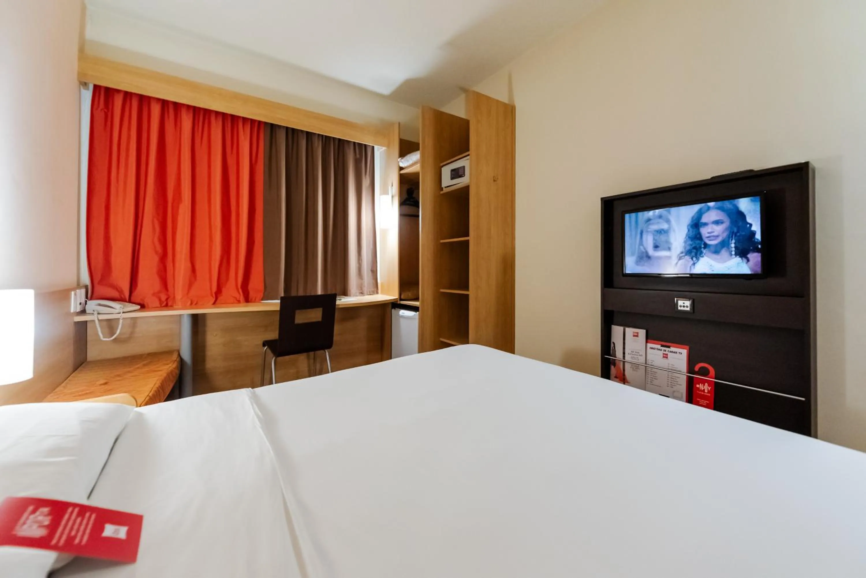 Bedroom, Bed in ibis Novo Hamburgo