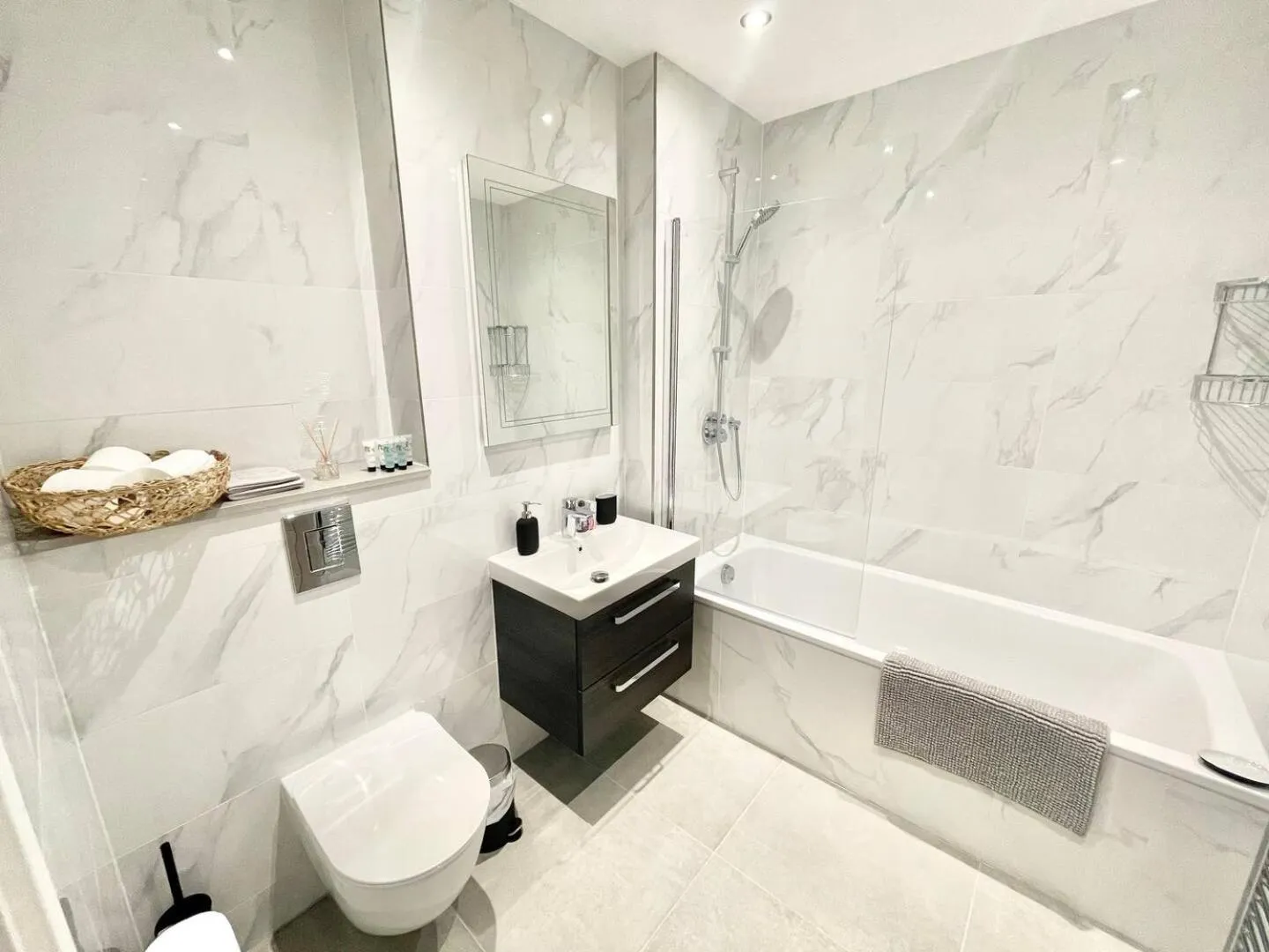 D & D Luxury Apartments