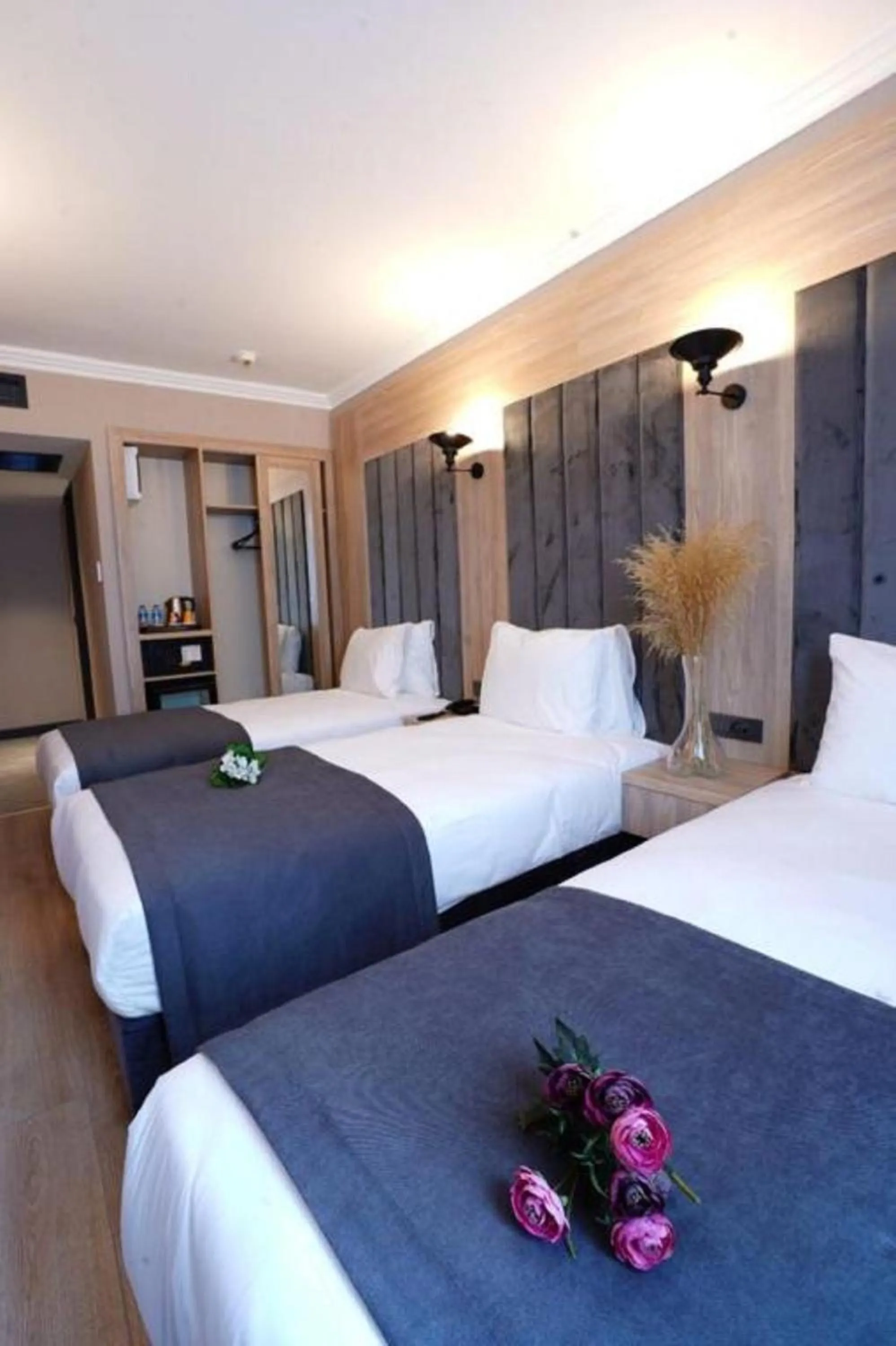Bed in Mineo Hotel Taksim