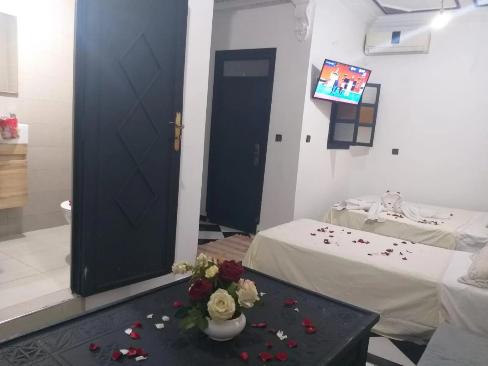 Bed in Hôtel Agnaou