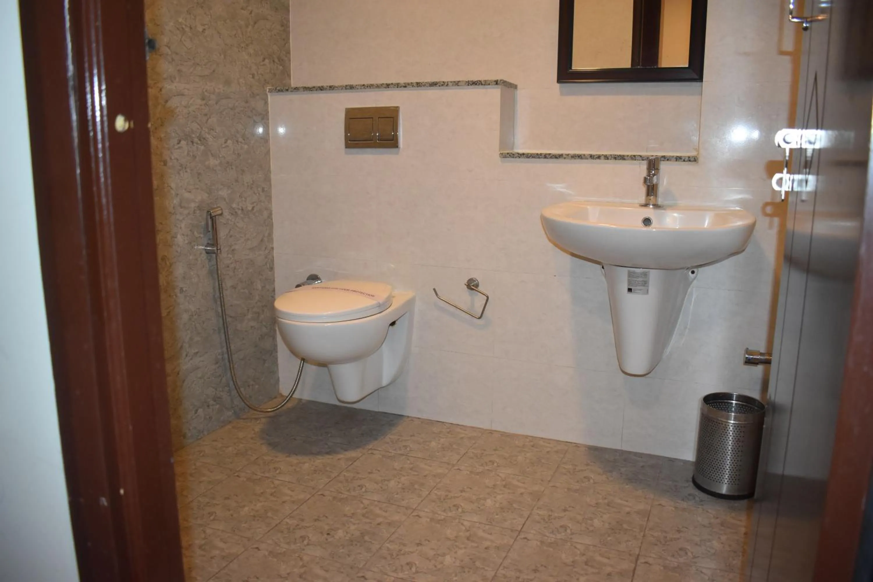 Hotel UR Comforts Jayanagar