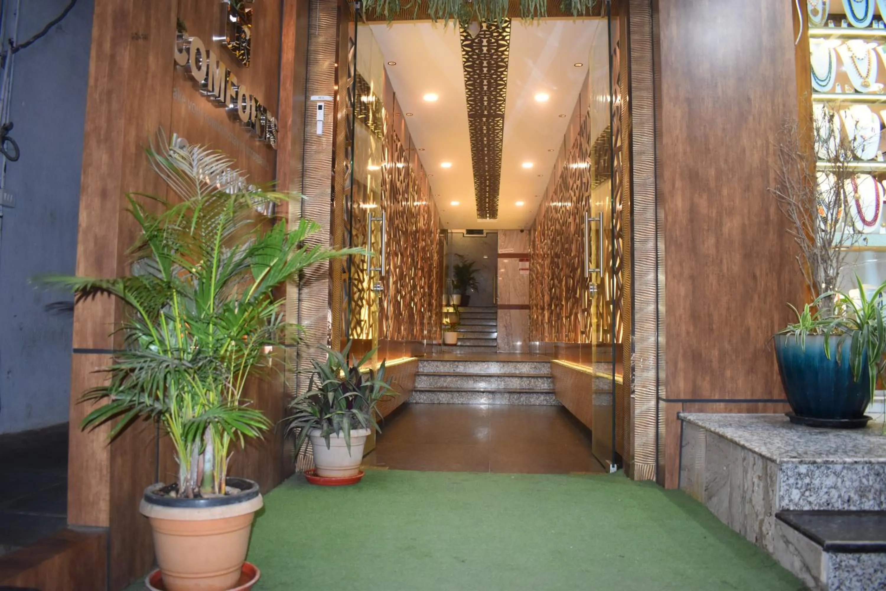 Hotel UR Comforts Jayanagar