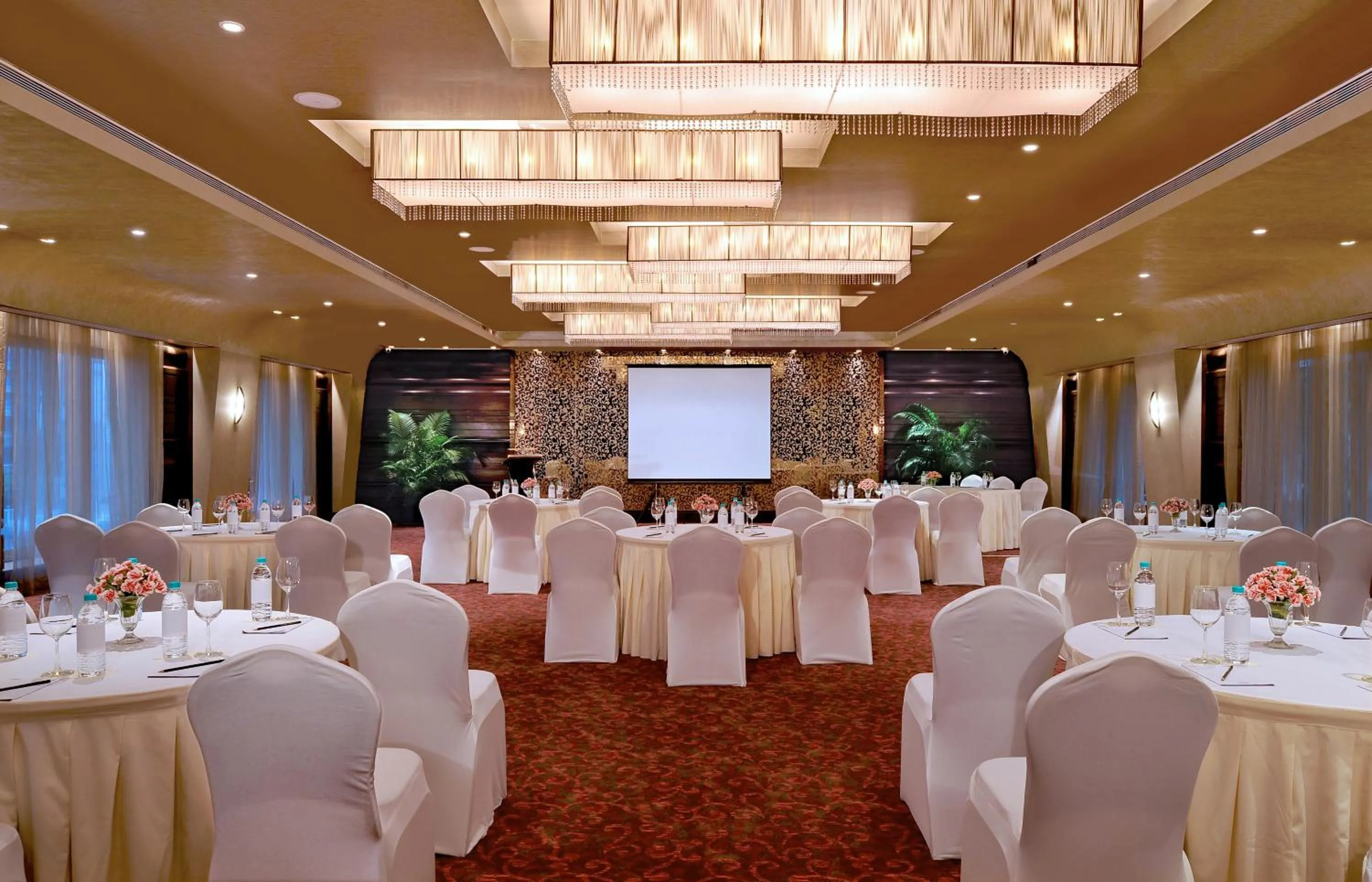 Business facilities in Radisson Mumbai Goregaon