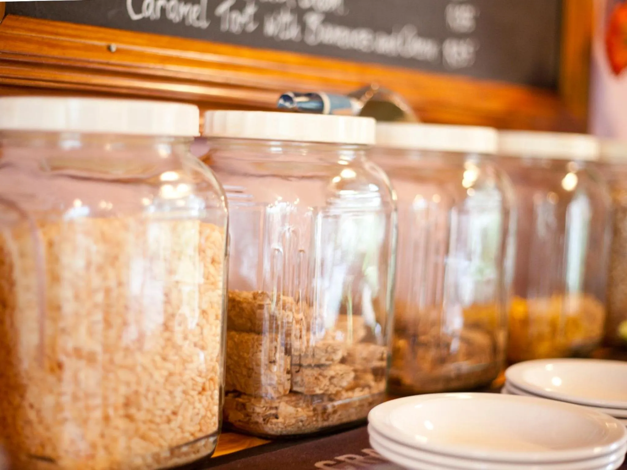 Restaurant/places to eat in Andelomi Forest Lodge