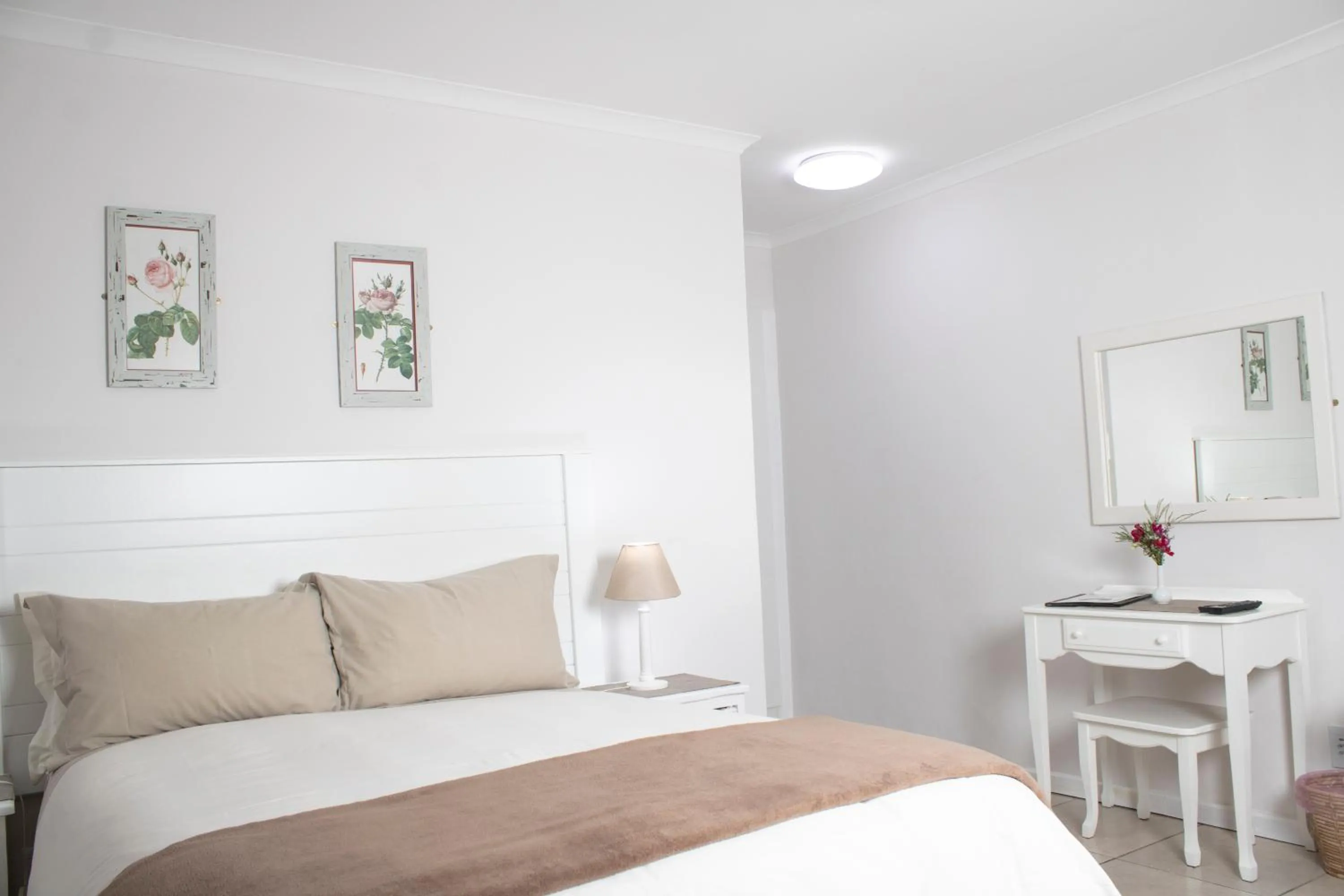 Bed in Andelomi Forest Lodge