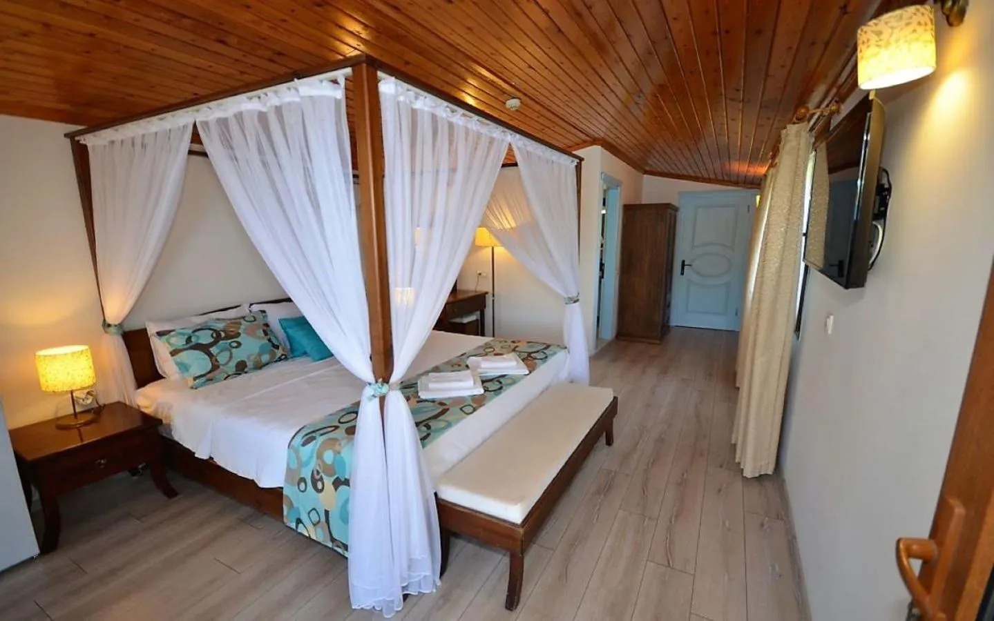 Photo of the whole room in Aphrodite Hotel Bozburun