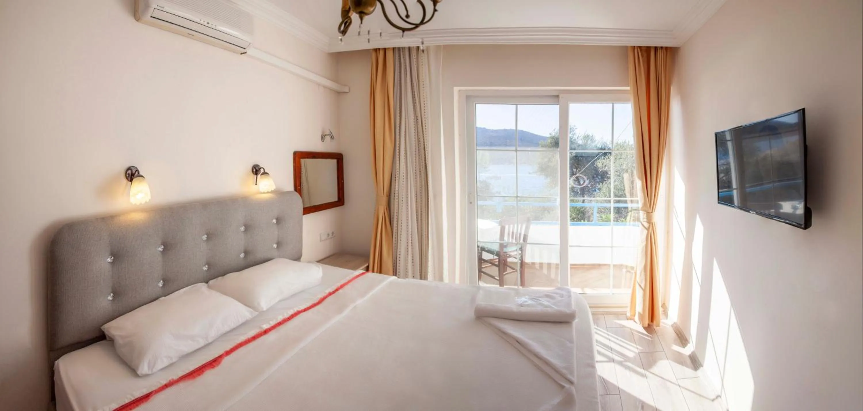 Bed in Aphrodite Hotel Bozburun
