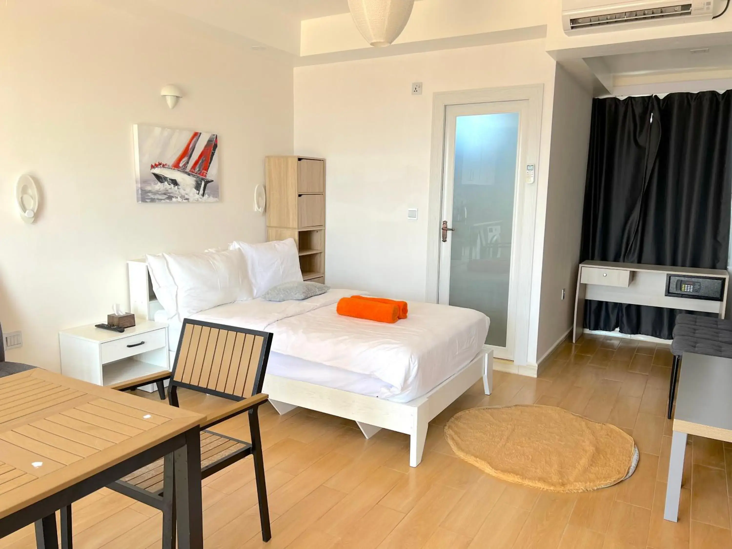 Deluxe Double Room with Balcony and Sea View - single occupancy in iCom Marina Sea View Deluxe Double Room with Balcony and Sea View - single occupancy in iCom Marina Sea View
